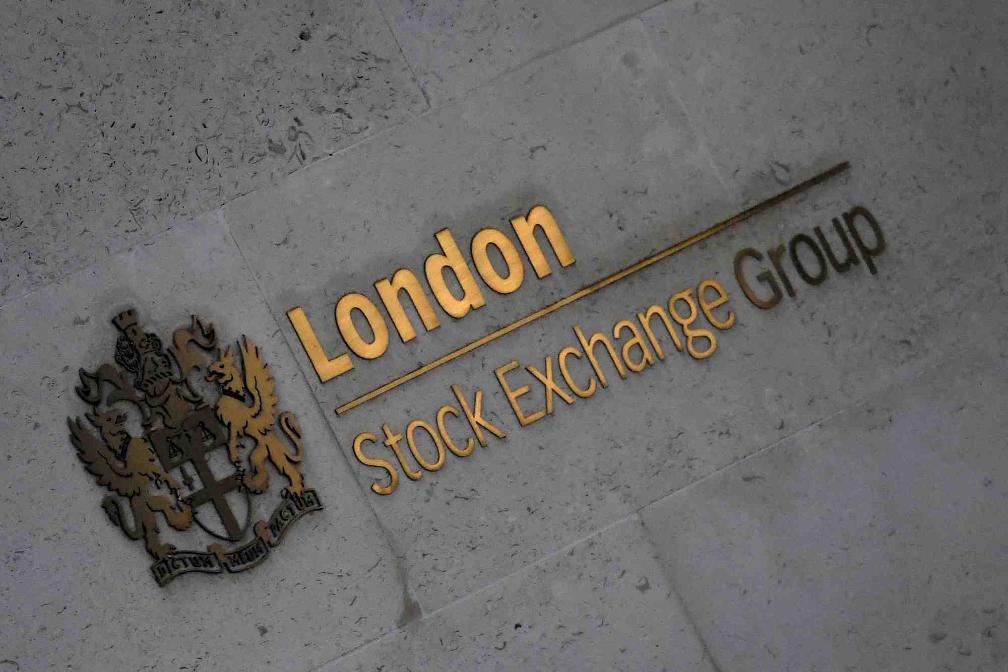 Les principales bourses europeennes en ordre disperse en debut de seance