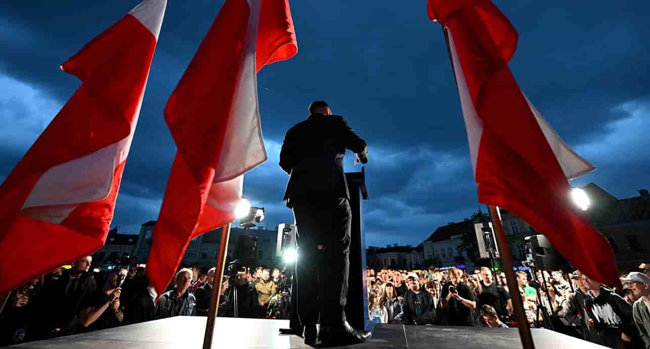 À l'image de Slawomir Mentzen, plusieurs candidats à la présidence de la Pologne ont fait des réfugiés ukrainiens une priorité.