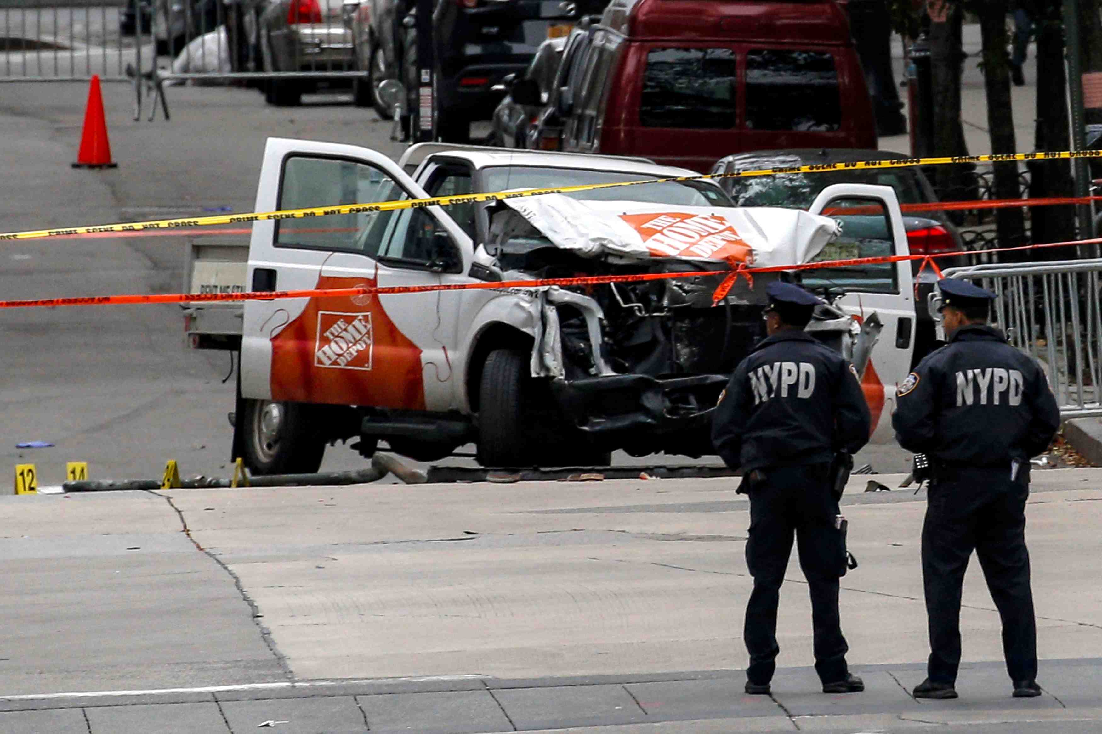 Le suspect de l'attentat de new york, un immigre ouzbek solitaire et renferme