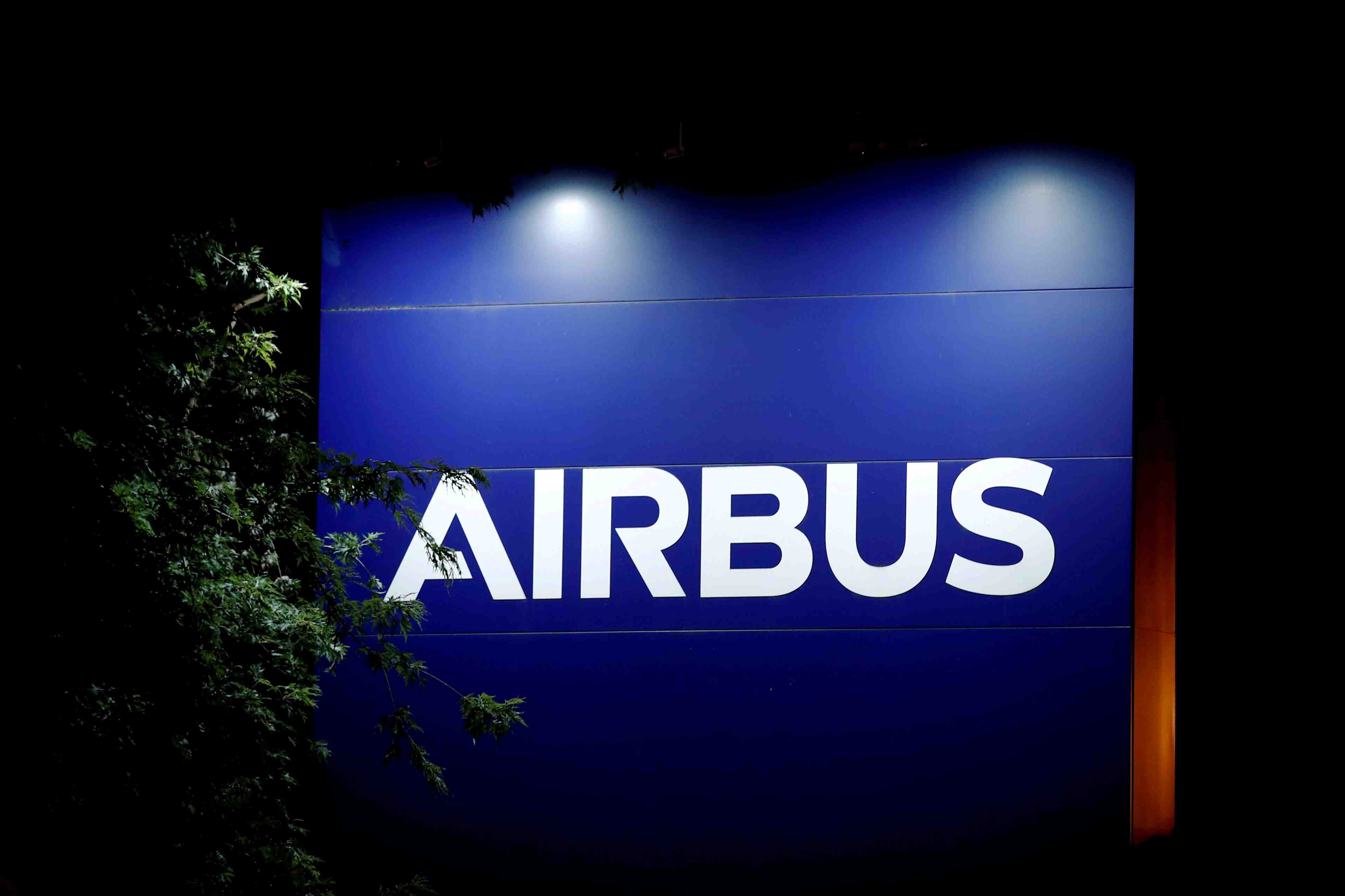 Airbus: forte hausse des resultats, renoue avec un dividende