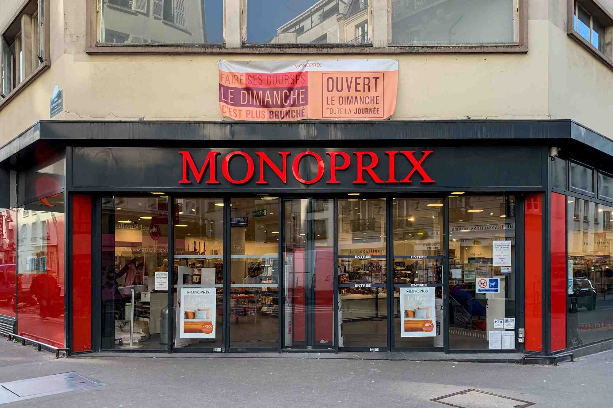 Monoprix (qui absorbera à lui seul la moitié des investissements, notamment pour rénover ses magasins) doit ainsi « devenir incontournable sur la mode, la beauté et la décoration ».