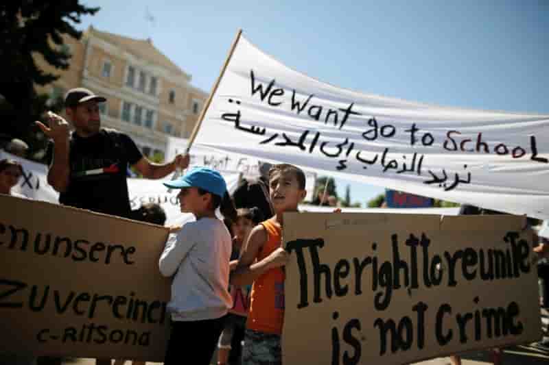 Grece: des refugies syriens manifestent devant l'ambassade d'allemagne