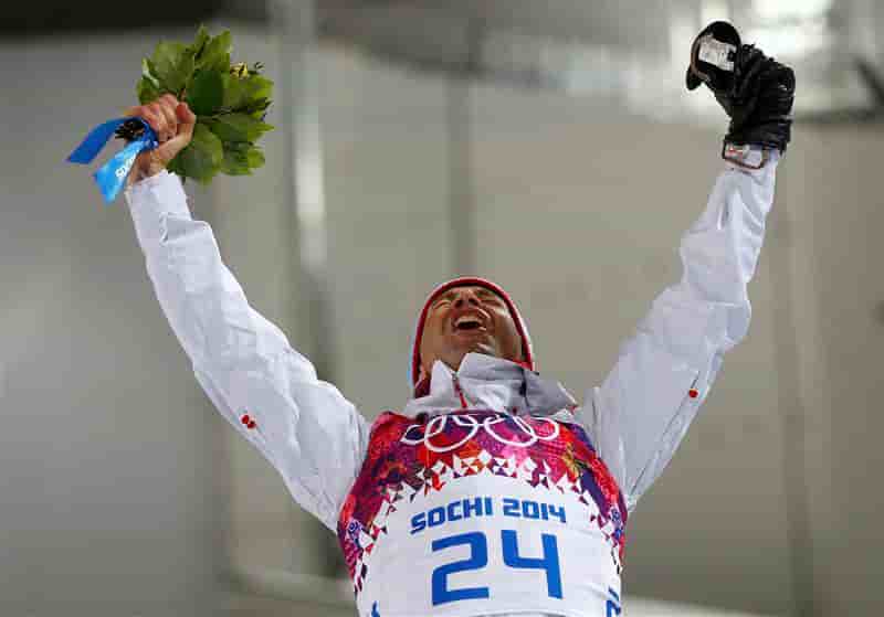 JO: Bjoerndalen remporte le 10km sprint de biathlon, Fourcade 6e