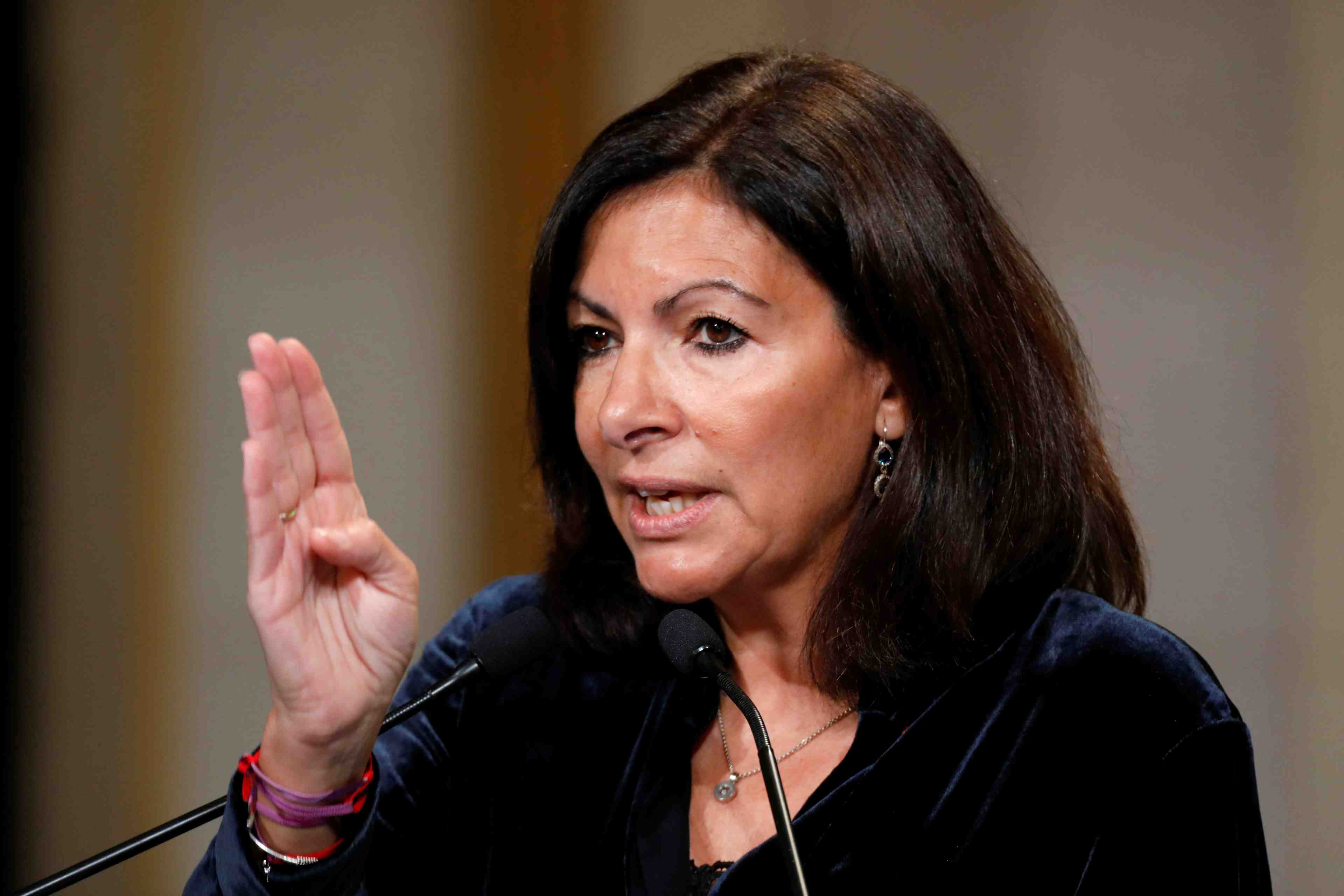 La ville de paris assigne airbnb en justice