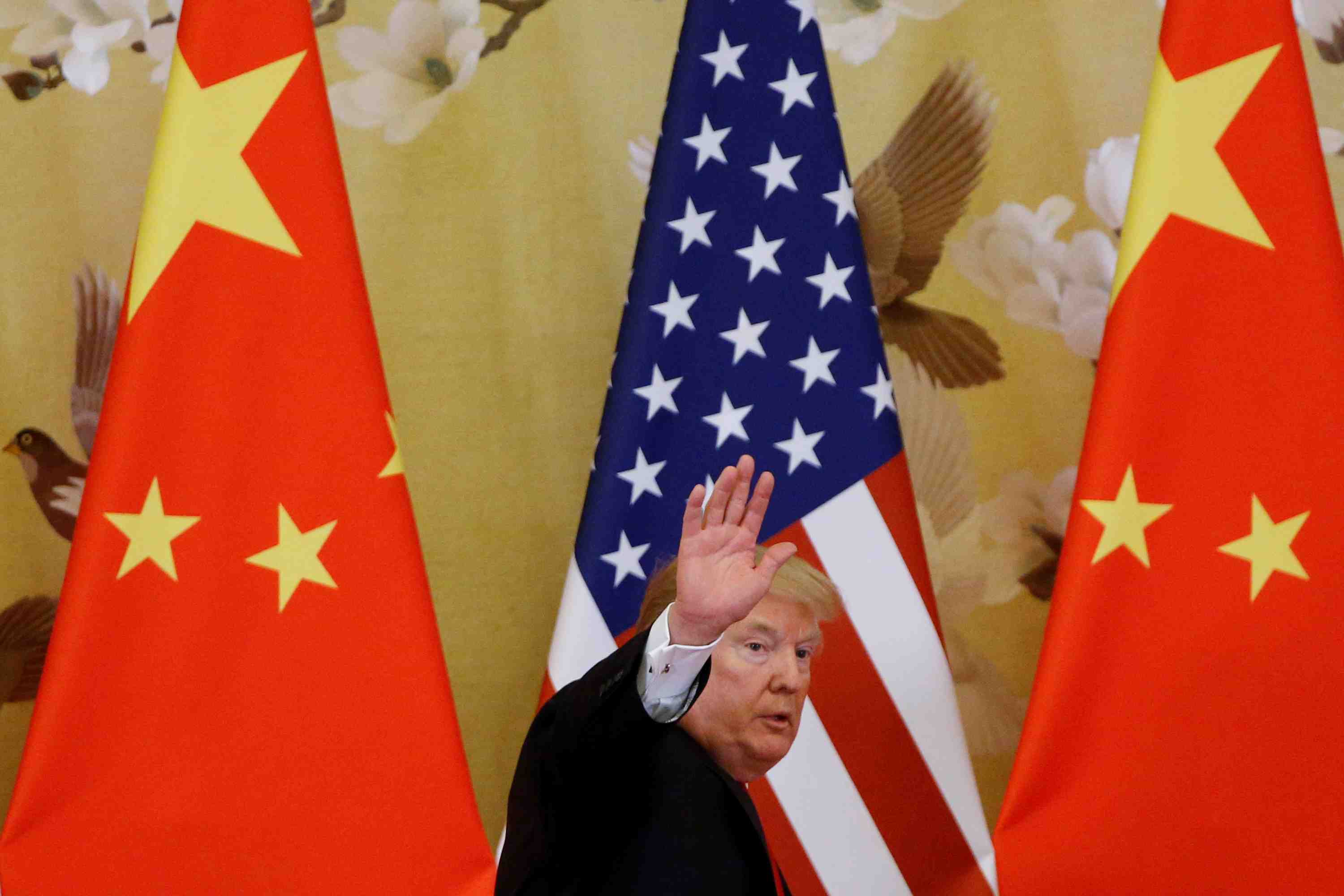 Trump assure que les discussions usa-chine vont continuer