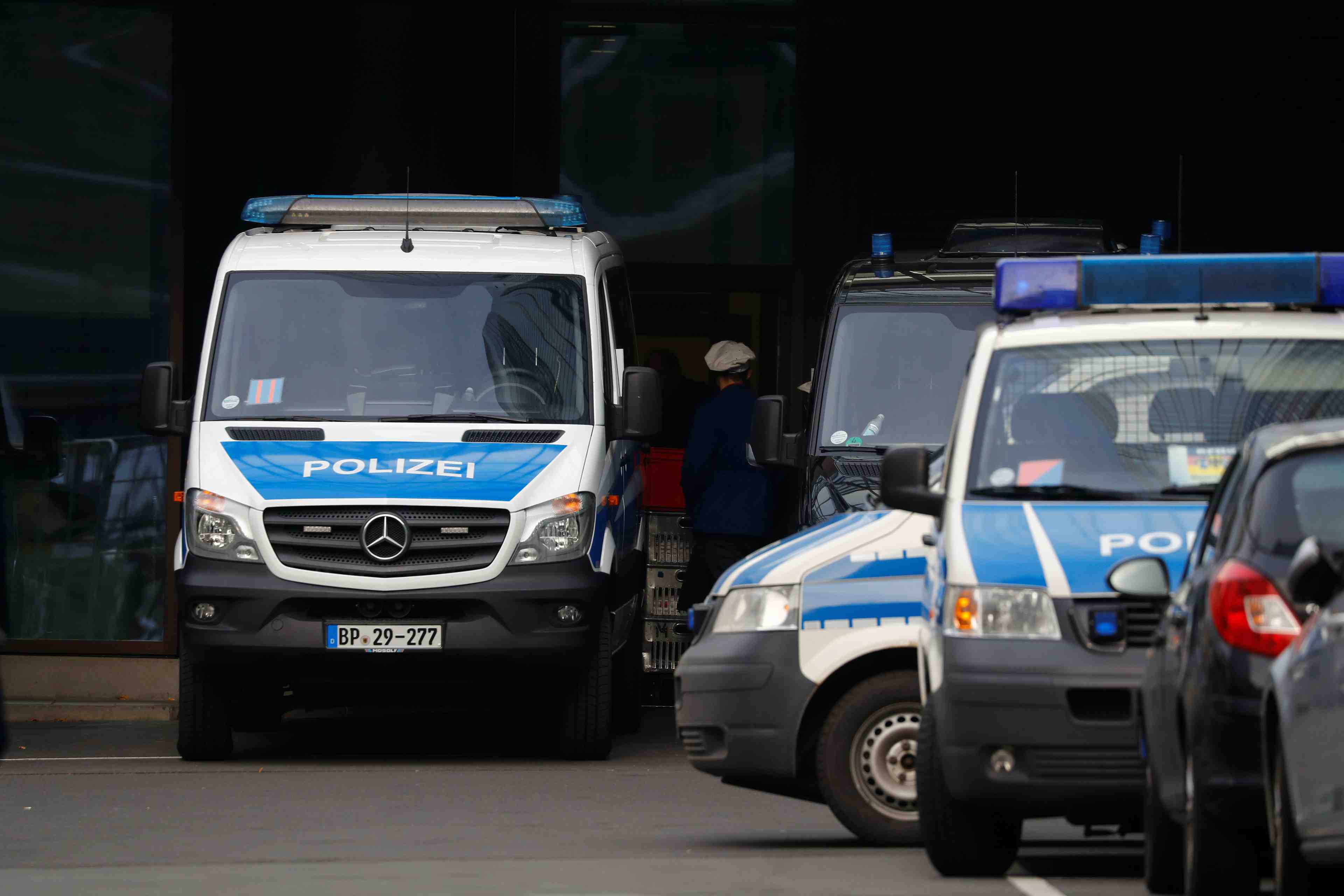 Attentats du 13-novembre: un suspect arrete en allemagne