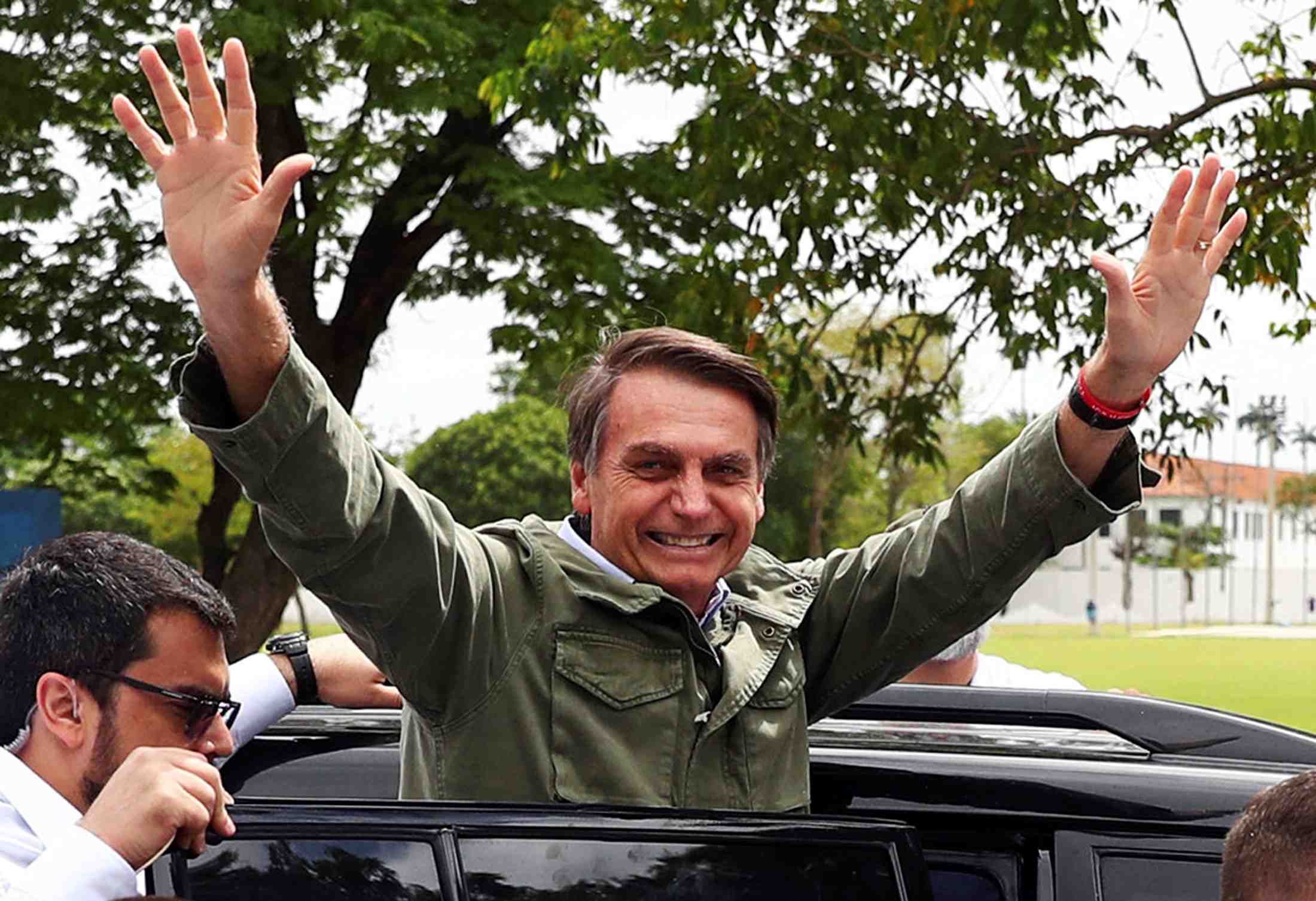 Bolsonaro offre un poste au juge qui a fait tomber lula