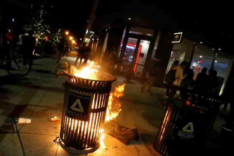 Les villes americaines se preparent a une nouvelle nuit de violences