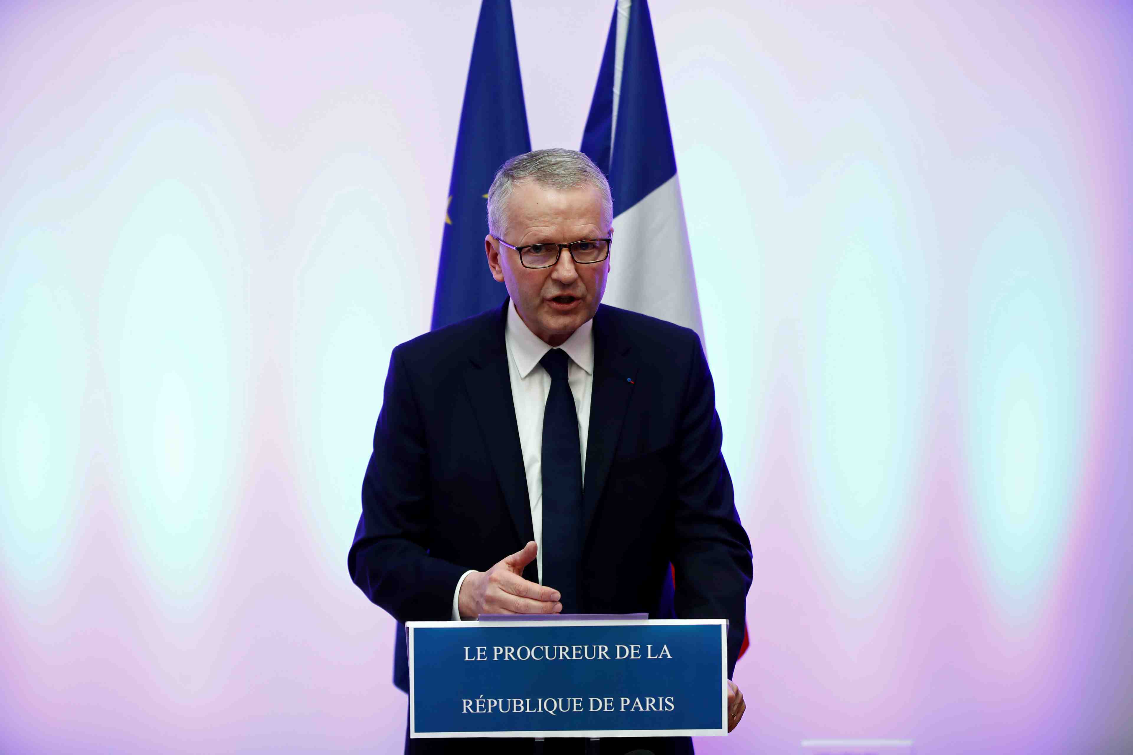 Le parquet de paris ouvre une enquete preliminaire sur la gestion du covid-19 en france