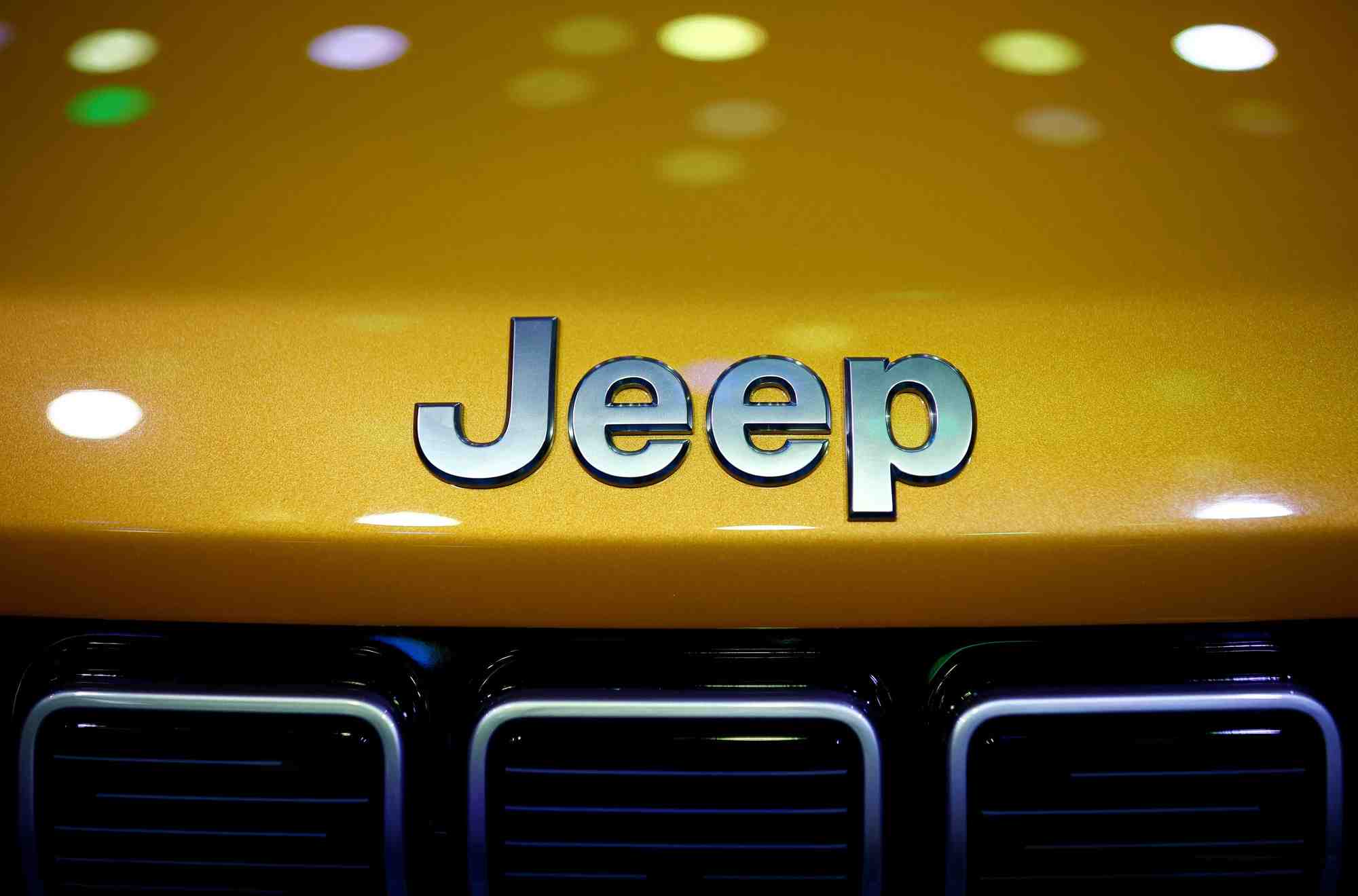 Le logo de jeep au paris auto show 2022