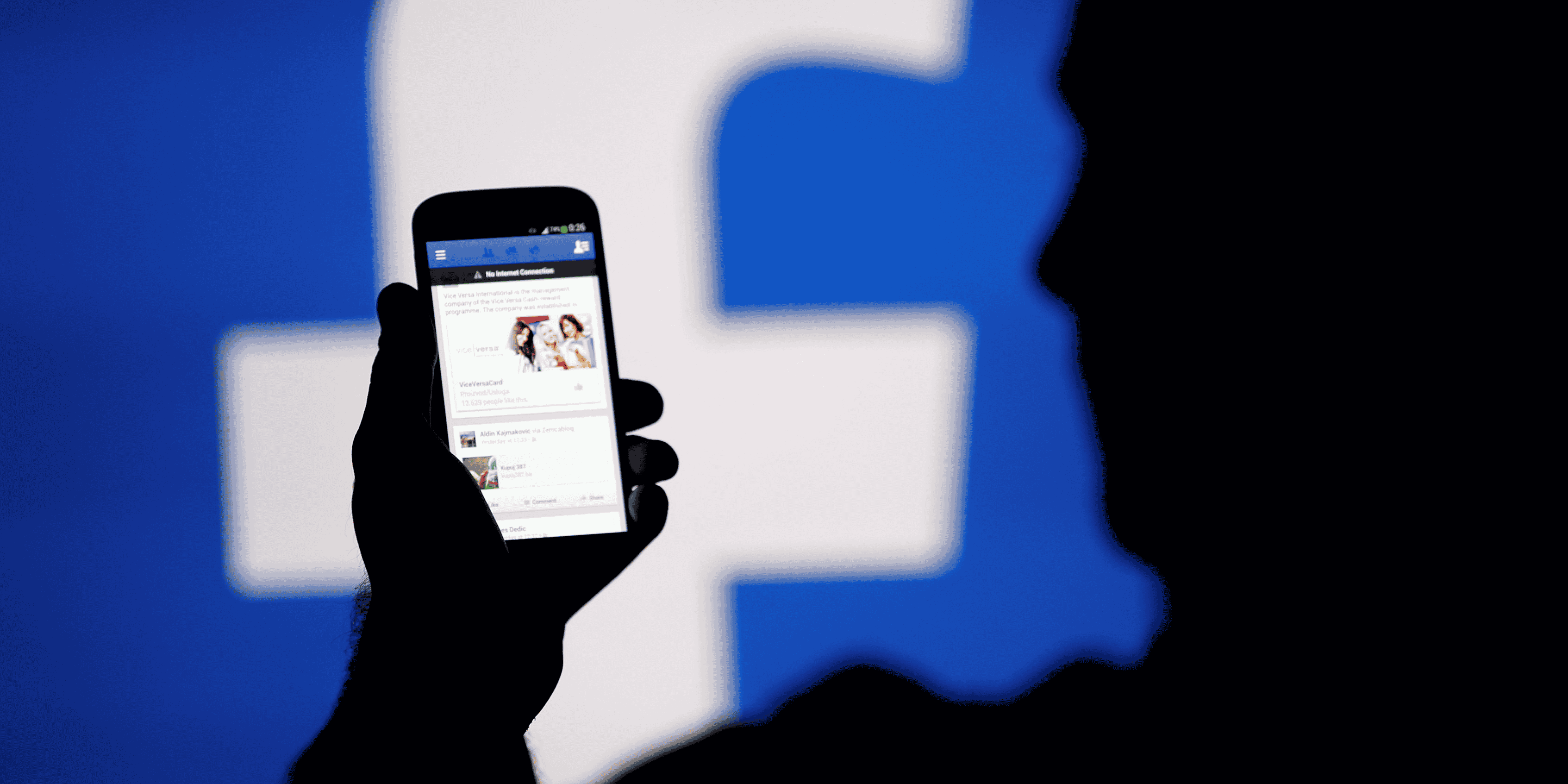 Facebook ne peut garantir qu'il est bon pour la democratie