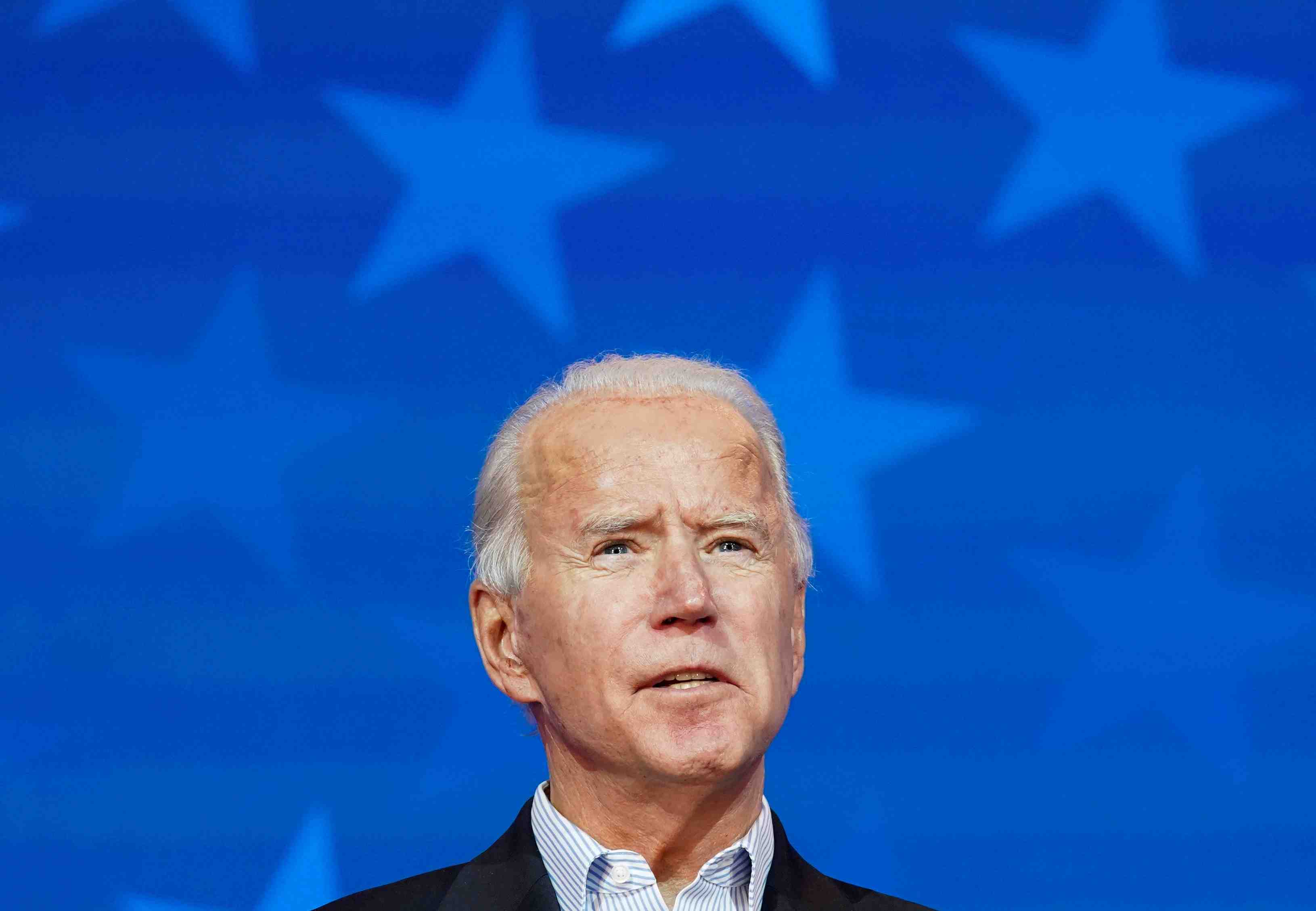 La campagne biden appelle l'administration federale a formaliser la transition