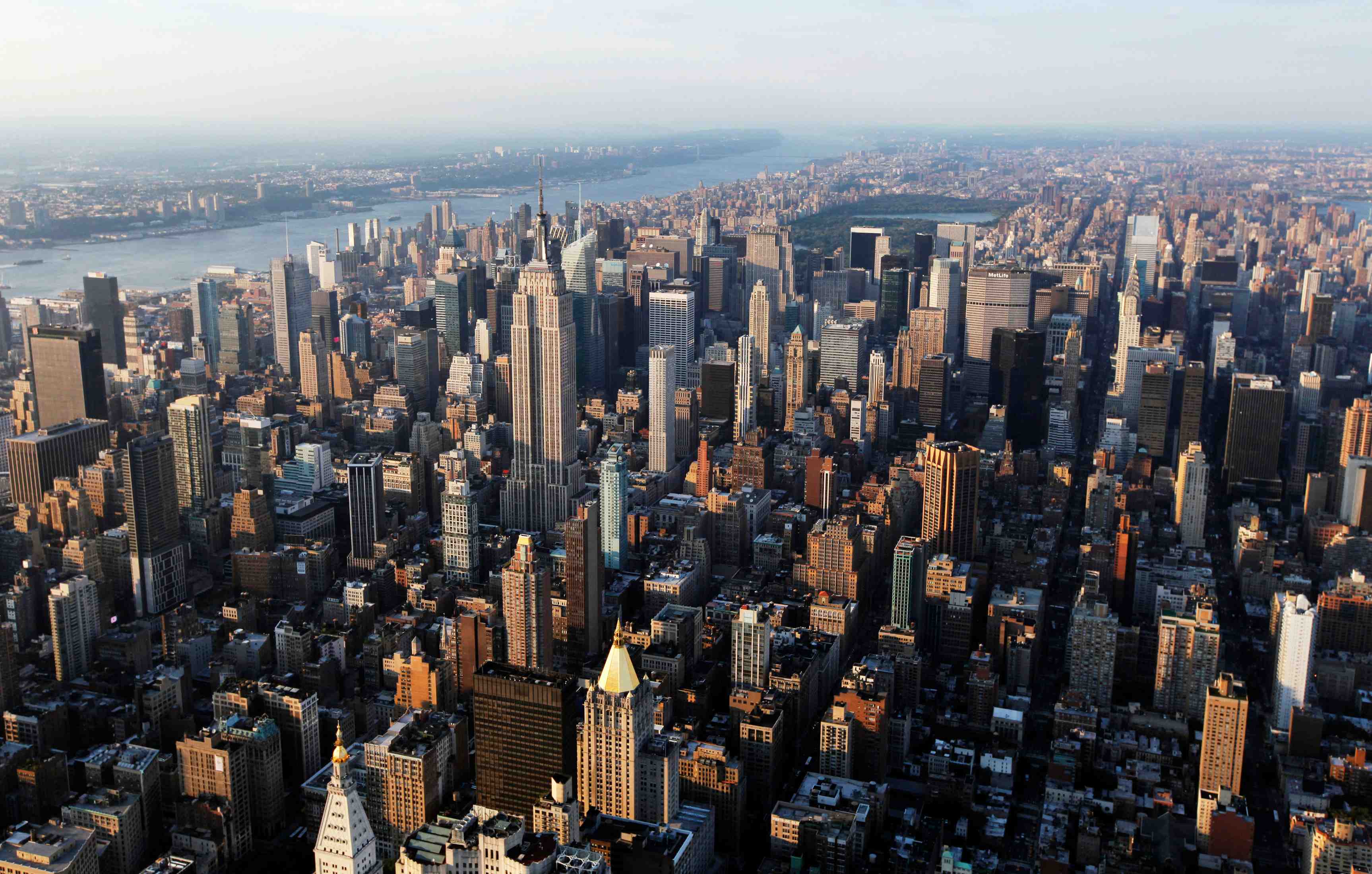 Etats-unis: croissance de 2,3% en rythme annualise du pib au troisieme trimestre