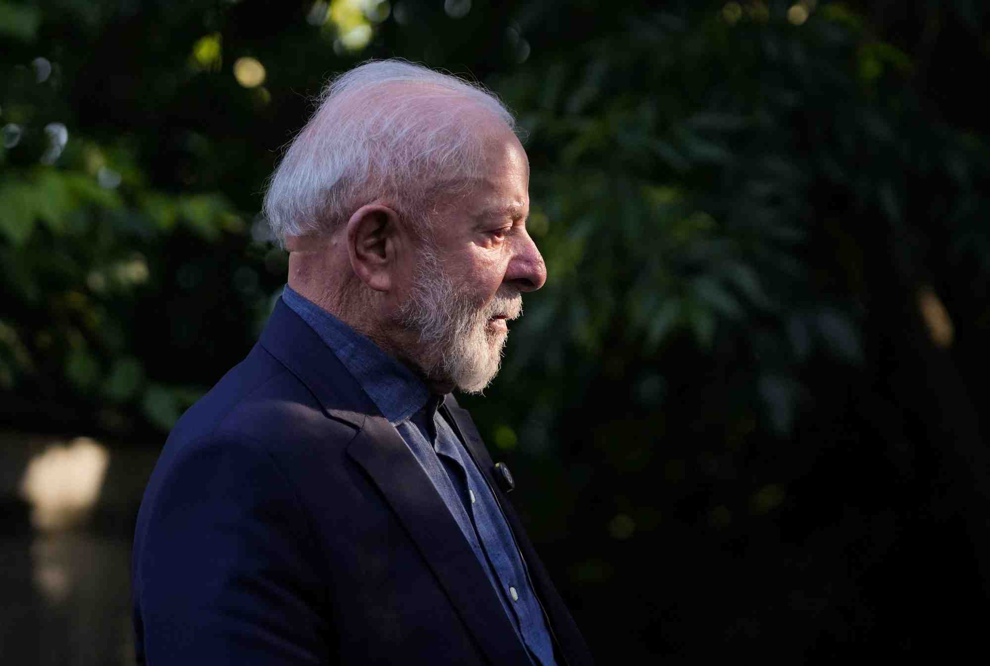 Lula va subir jeudi une nouvelle intervention chirurgicale au cerveau
