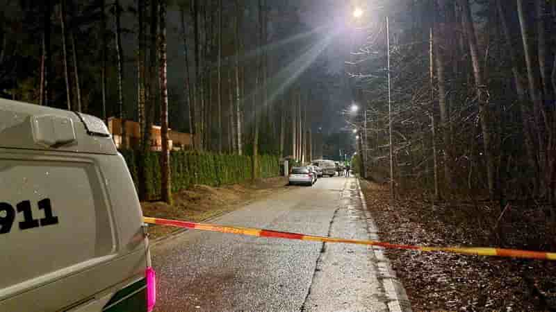 La route devant la maison de leonid volkov a vilnius, en lithuanie