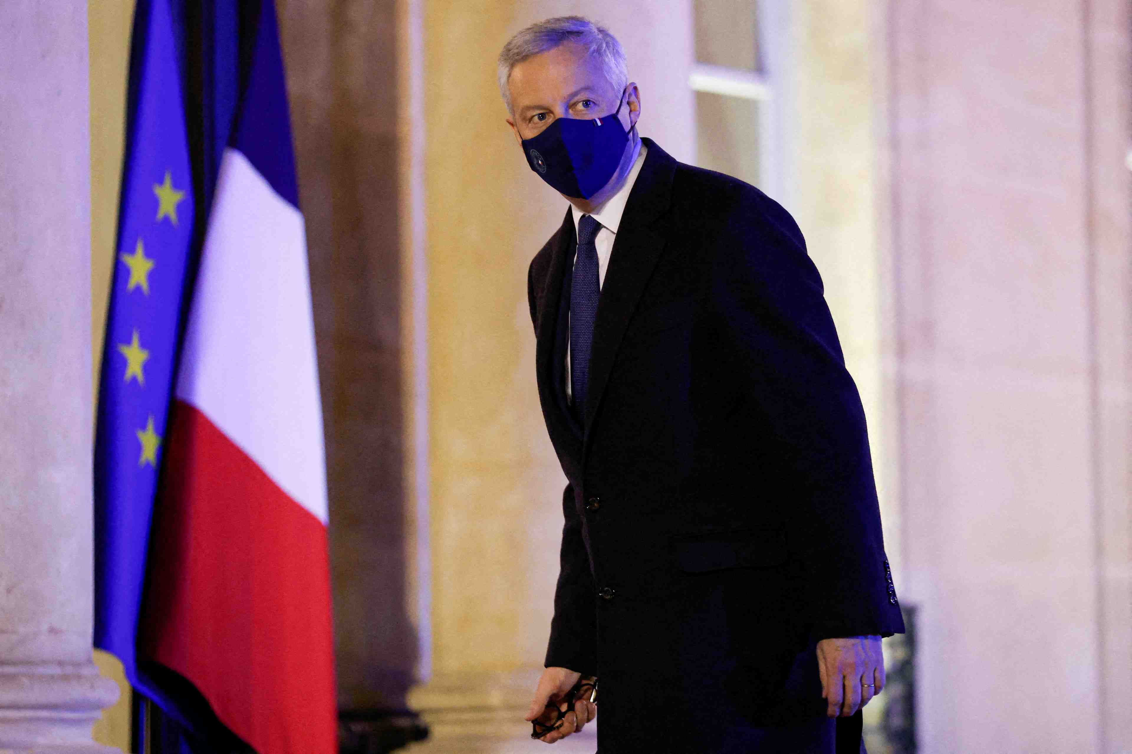 Ue: l'equilibre entre investissements et reduction de la dette au coeur du futur pacte