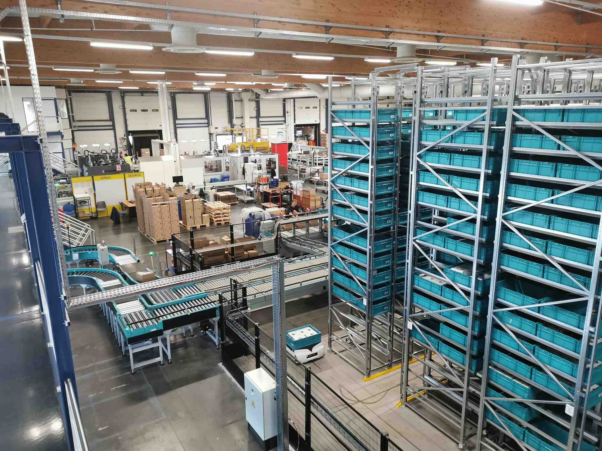 La société de microbiologie bioMérieux a reconfiguré son site de logistique internationale, situé dans le parc industriel de la plaine de l'Ain, afin d'internaliser l'ensemble de son activité de distribution.