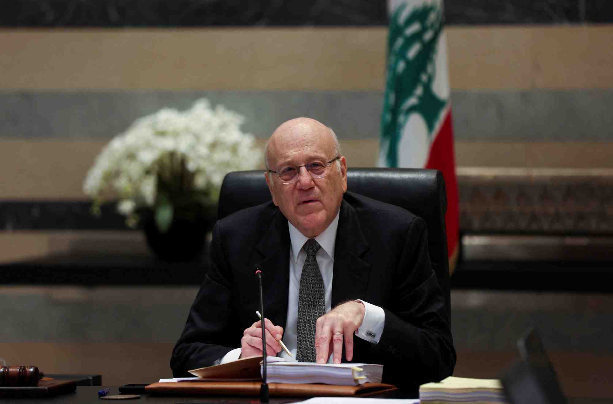 Le Premier ministre libanais demande à l'UE « d'aider les personnes déplacées pour les encourager à rentrer volontairement ».