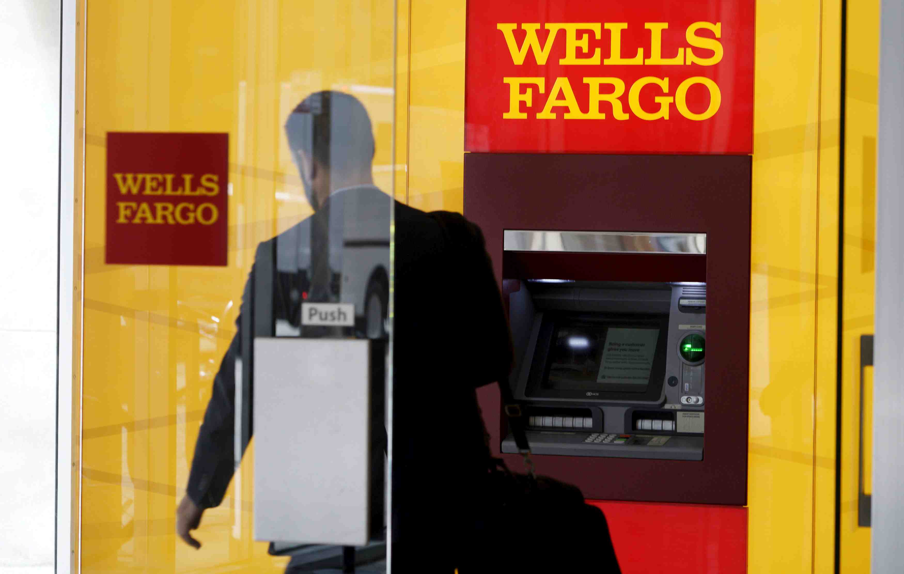 Wells fargo reduit ses provisions et fait mieux que prevu au t3