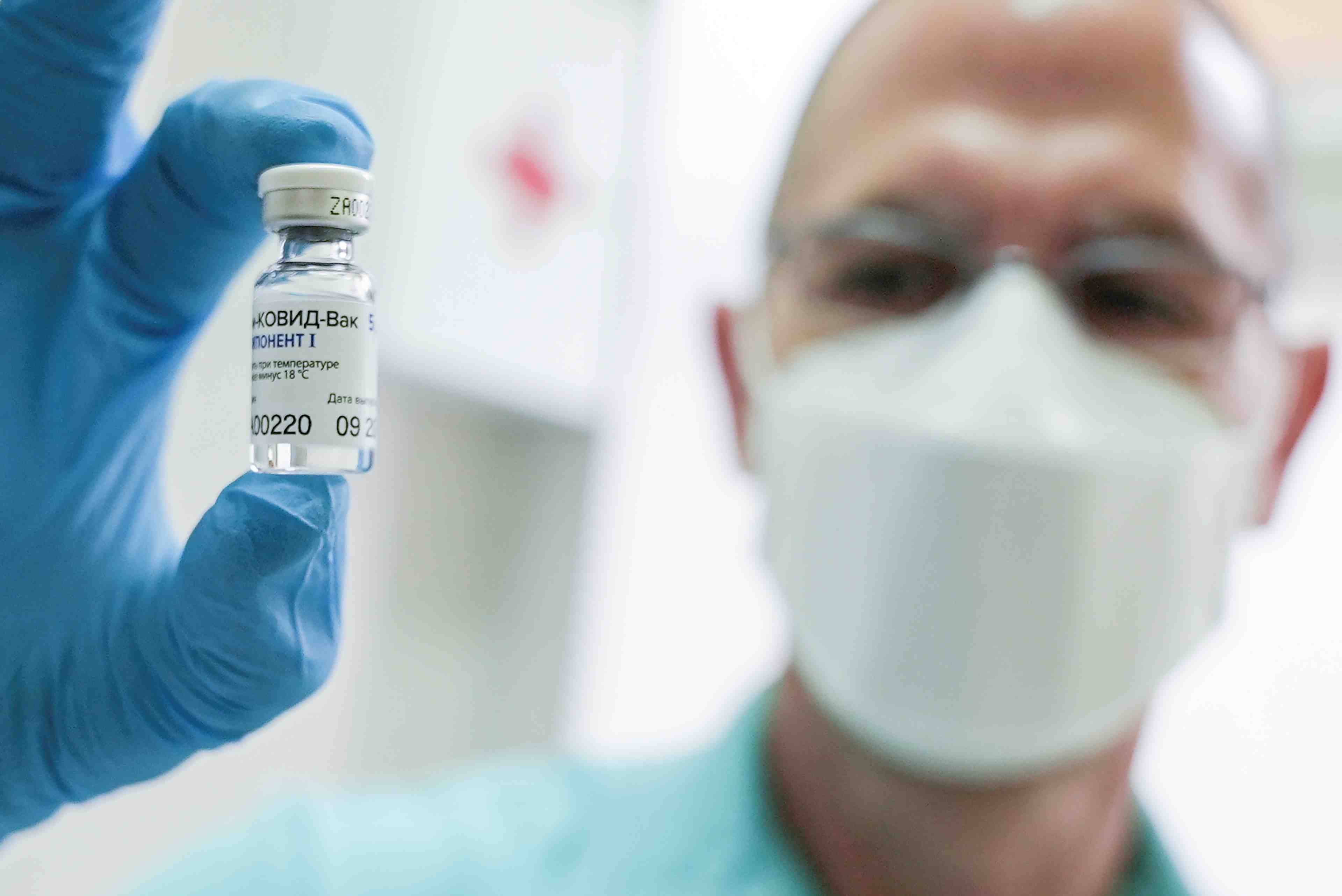 Coronavirus: la russie va tester une nouvelle version du vaccin spoutnik v