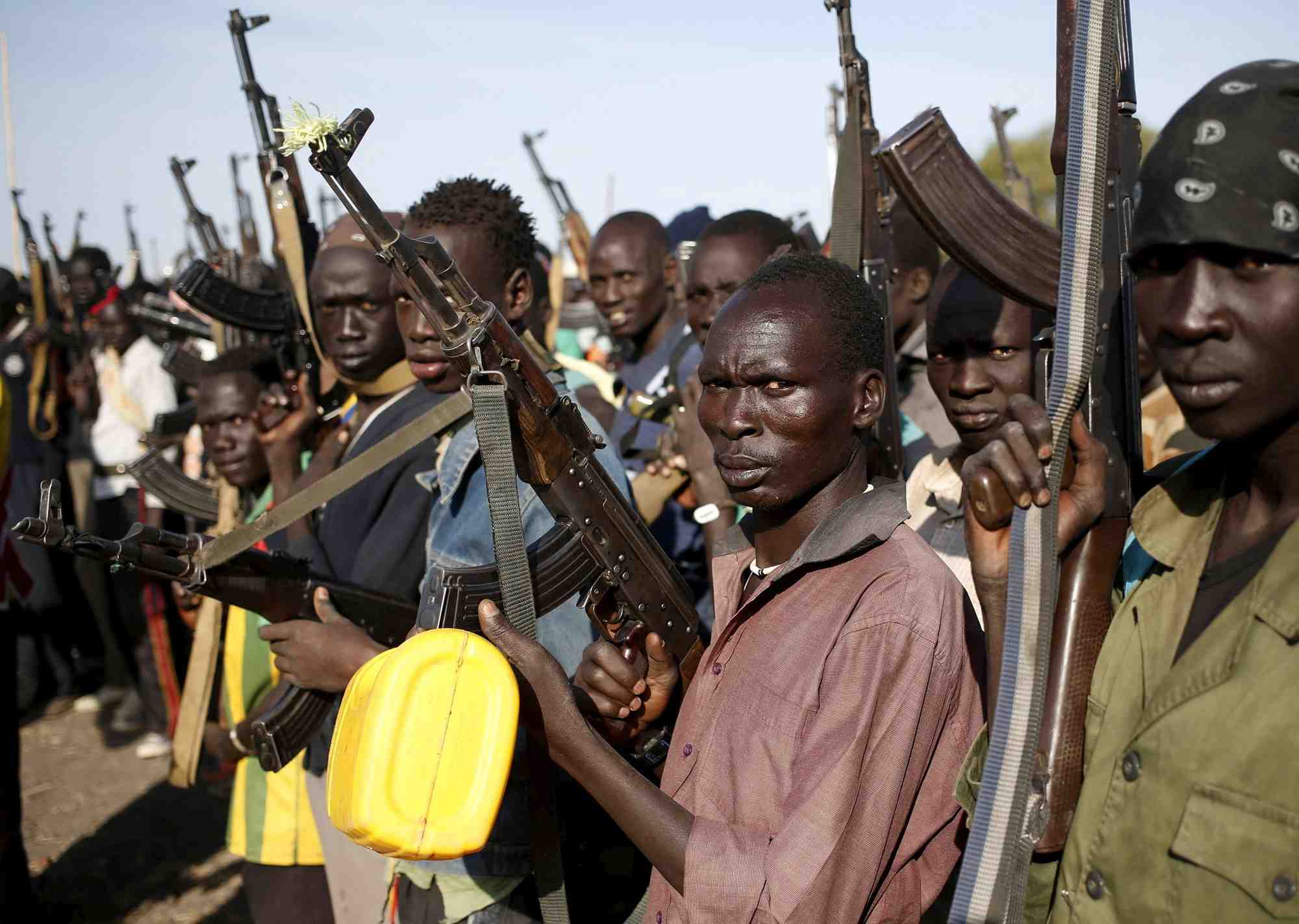 Des combattants de l'armee blanche jikany nuer, au soudan du sud