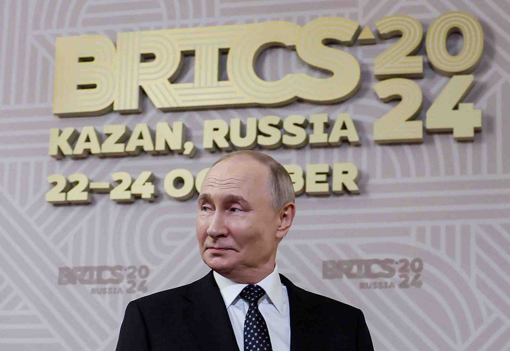 Sur le plan économique, l'objectif des BRICS est d'augmenter l'influence de ses pays membres dans des instances internationales telles que le FMI ou l'OMC.