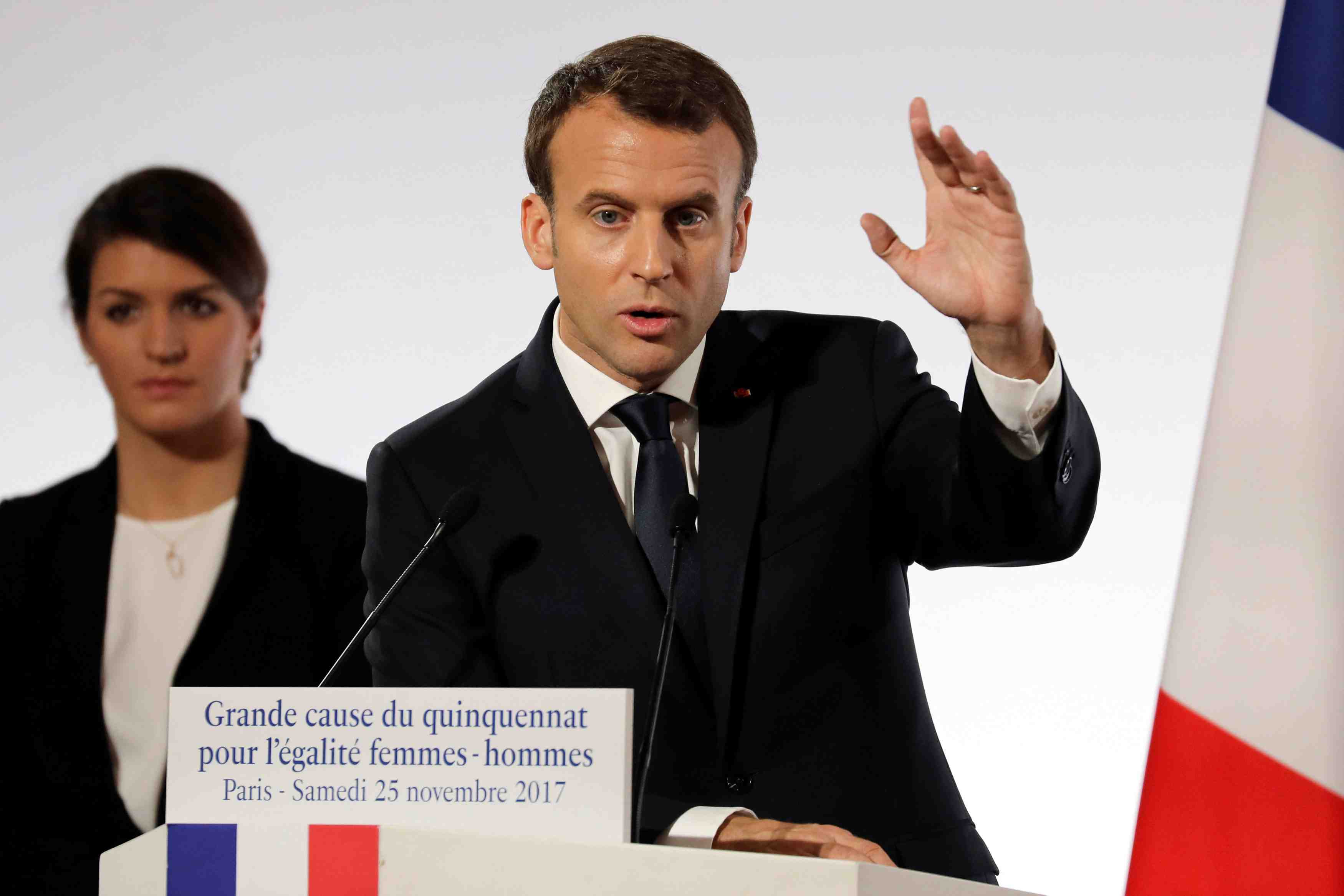 L'egalite hommes-femmes proclamee grande cause nationale