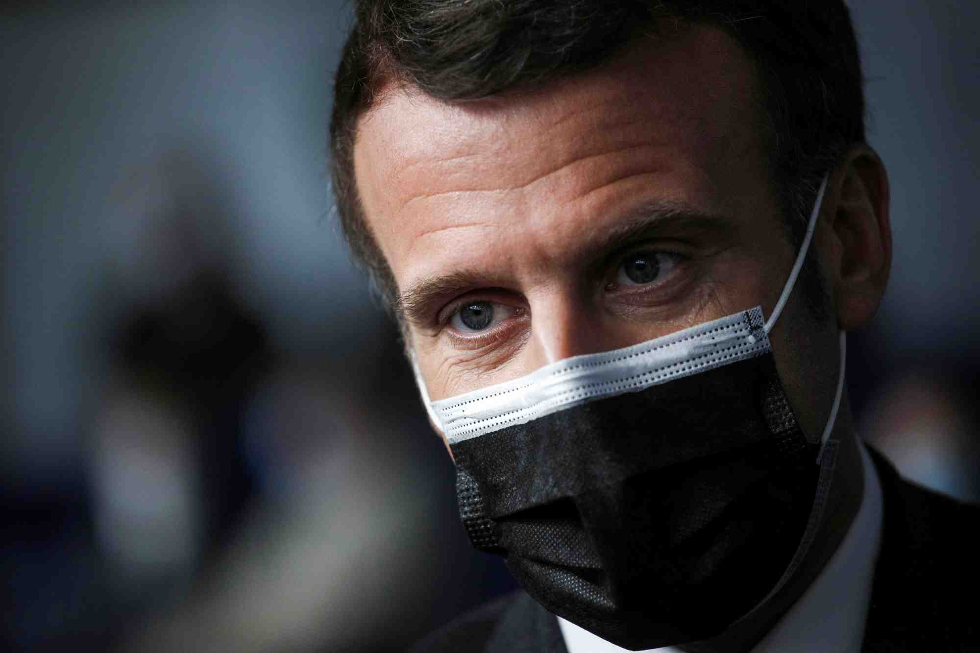 France/coronavirus: la vaccination erigee en "priorite nationale" par macron