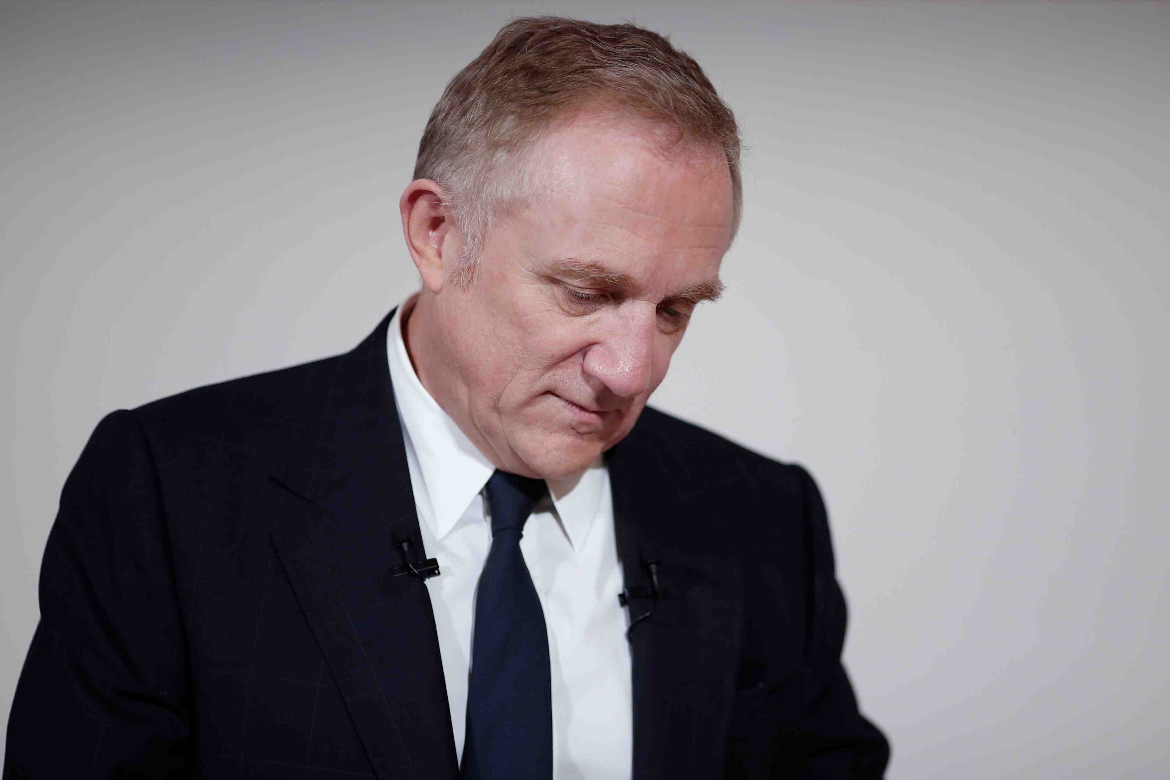 Coronavirus: pinault (kering) diminue son salaire fixe de 25%