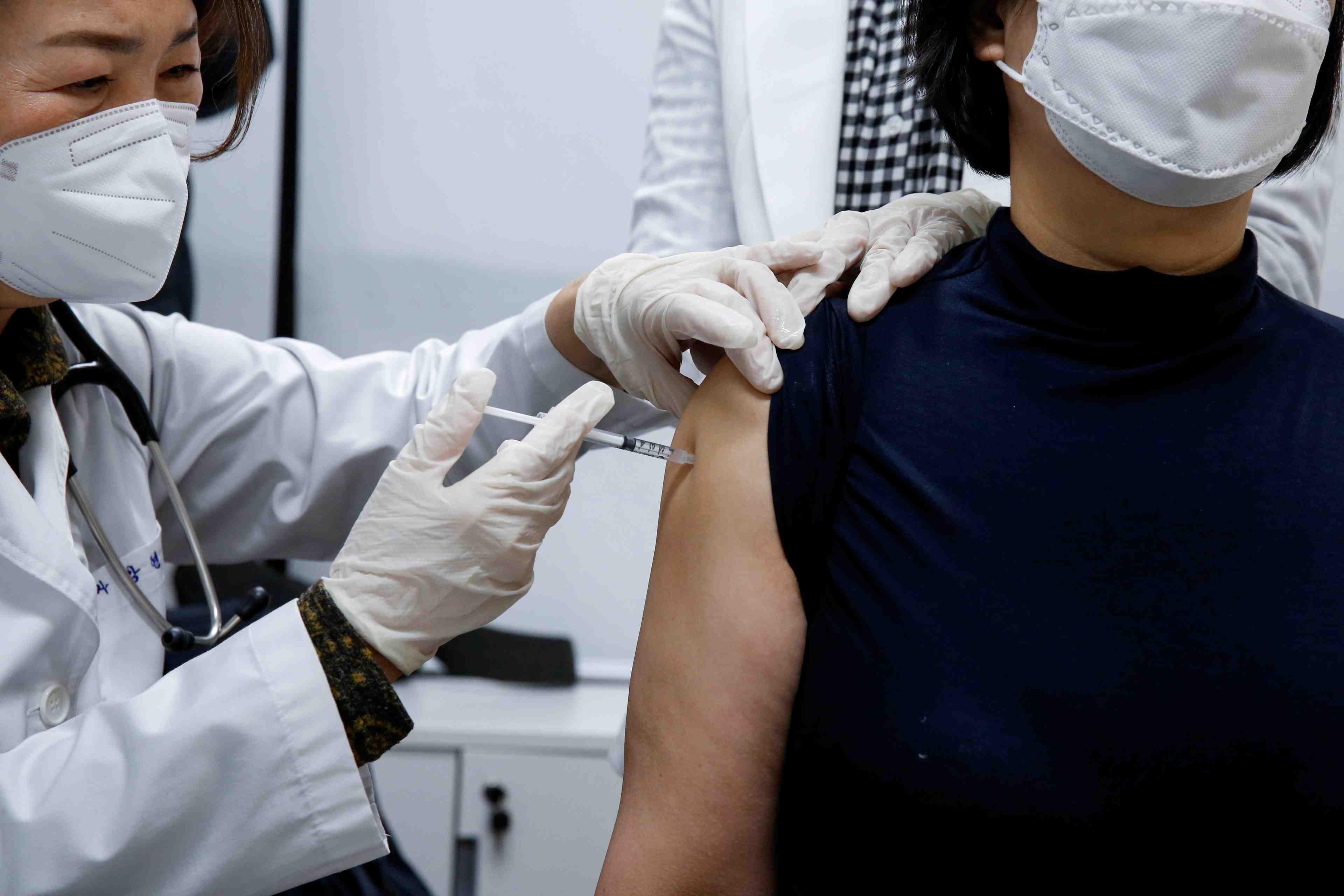 Coronavirus: debut de la campagne de vaccination en coree du sud
