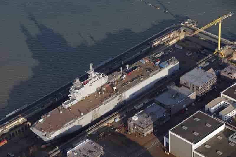 Les conditions pas réunies pour livrer le Mistral, selon Sapin