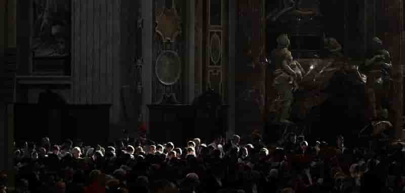 Le predicateur du vatican denonce la persecution des chretiens