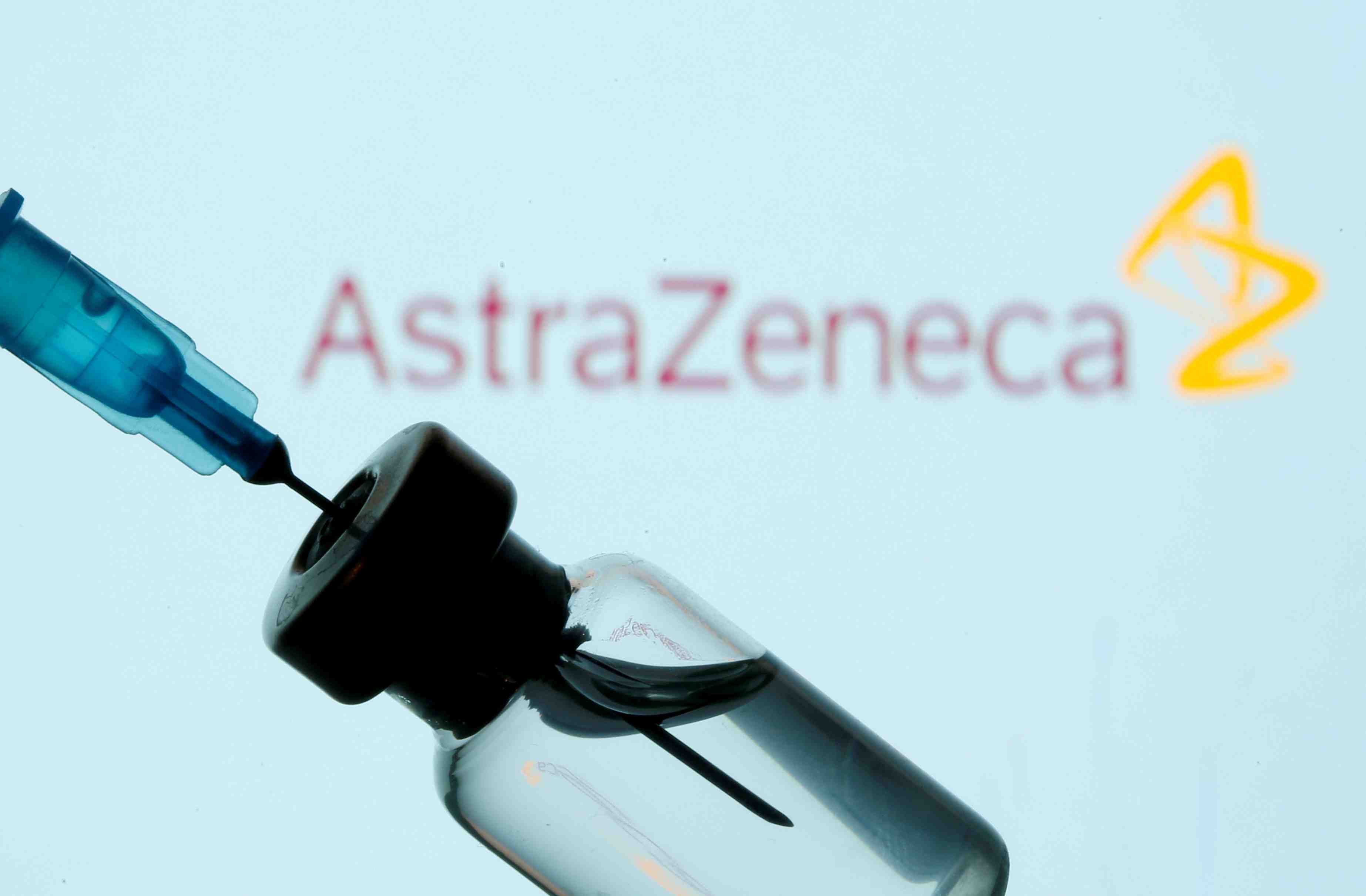 L'ue donne le feu vert au vaccin d'astrazeneca contre le covid-19