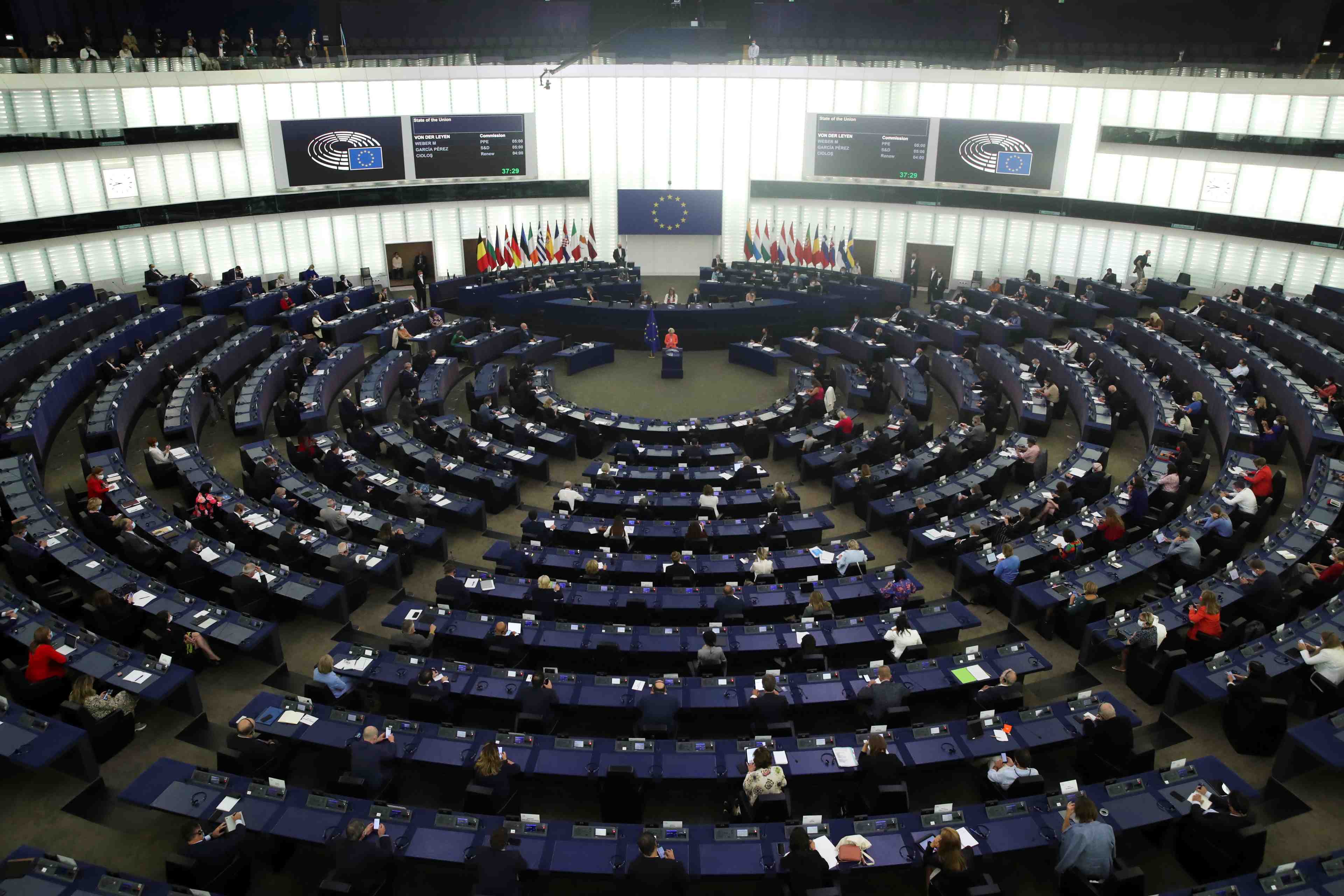 L'ue veut debloquer 120 milliards d'euros en assouplissant les regles de l'assurance