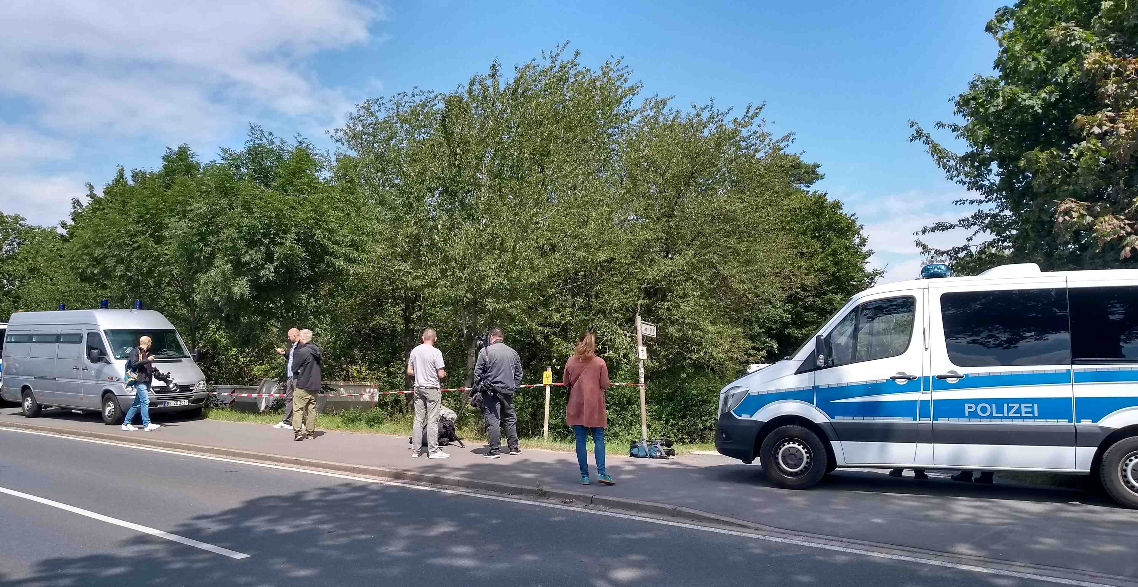 La police allemande fouille un terrain dans l'enquete sur maddie mccann