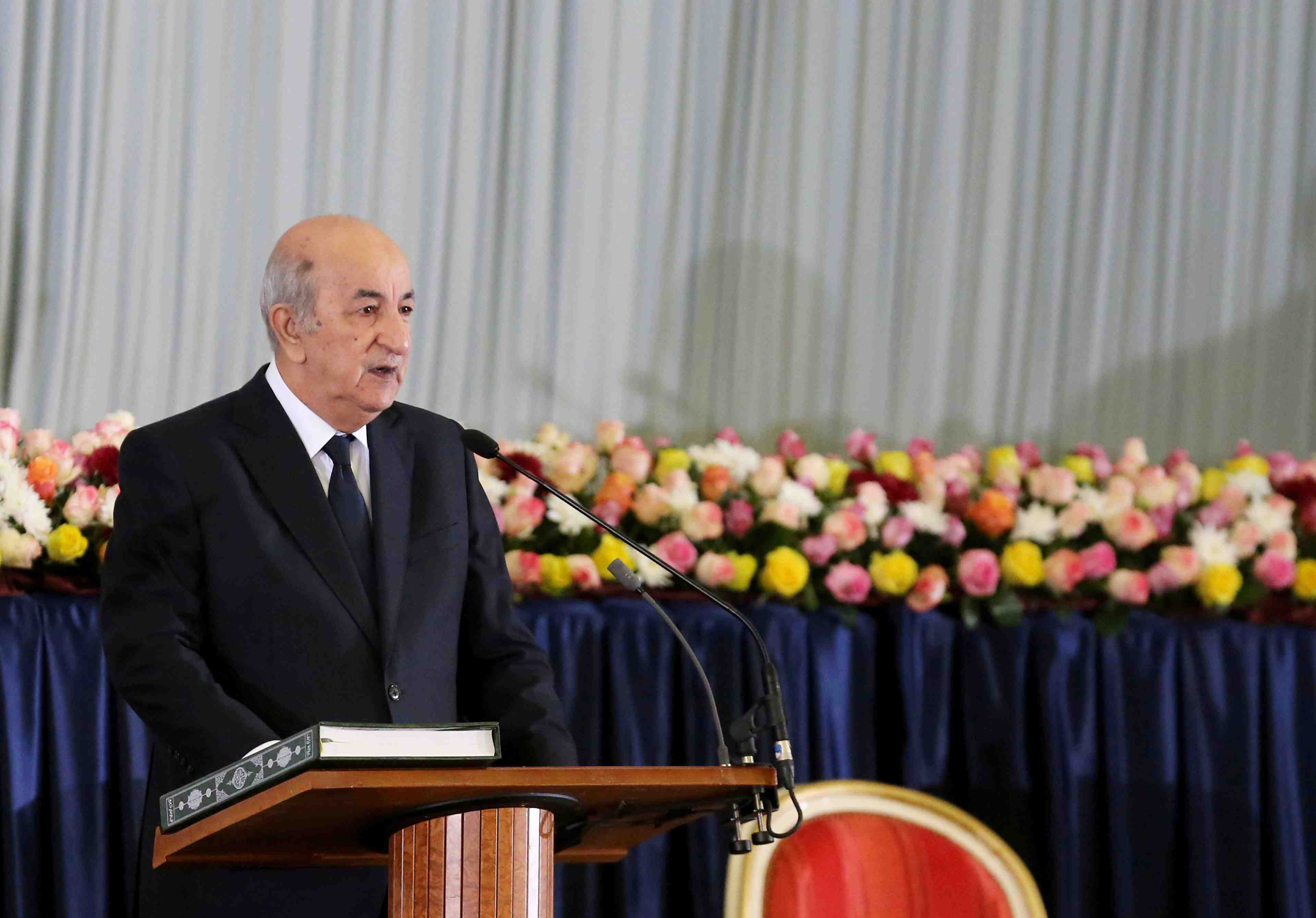 Le president algerien malade du covid, son etat s'ameliore, annonce la presidence