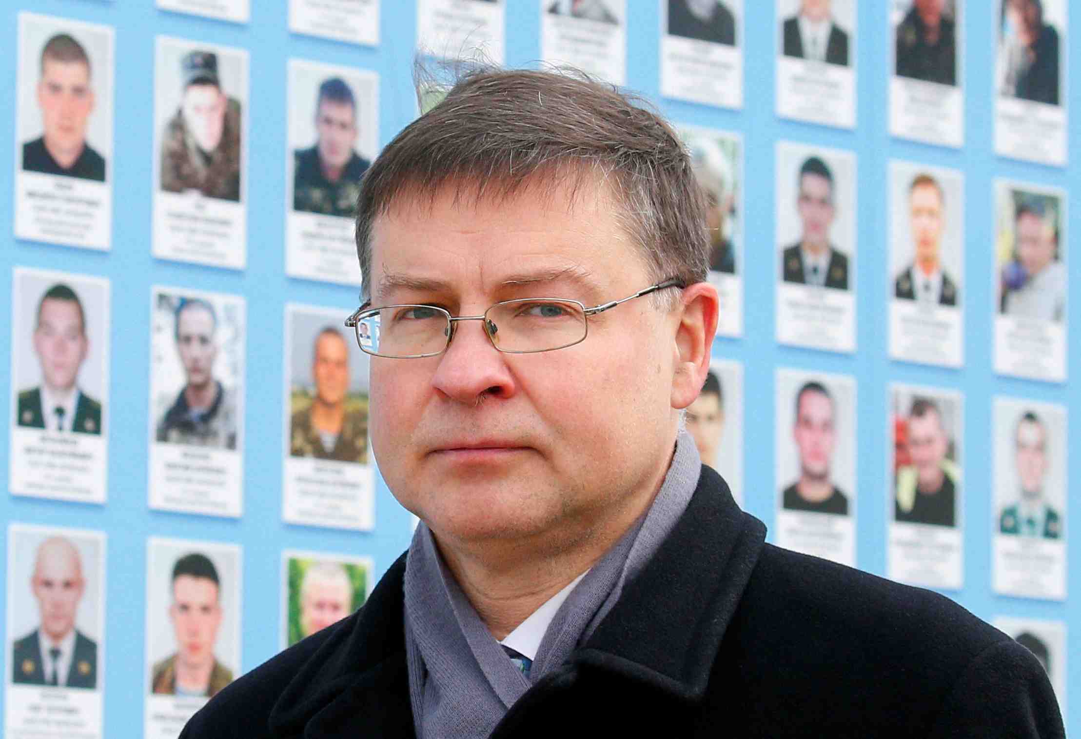 Ukraine: l'union europeenne prete a controler les exportations vers la russie en cas d'incursion supplementaire