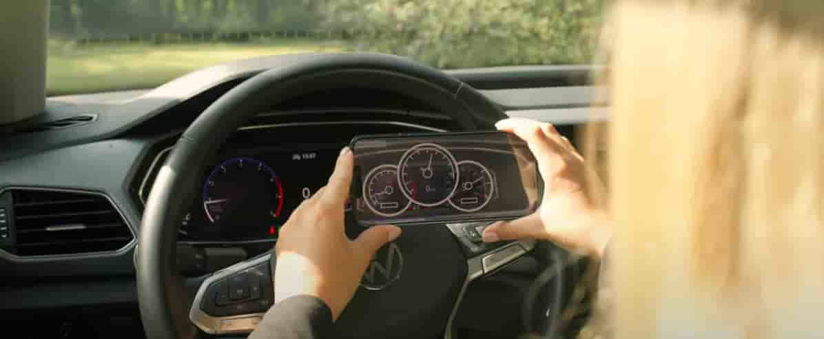 La technologie de Carviz se distingue par son utilisation de la vidéo pour l'inspection des véhicules.