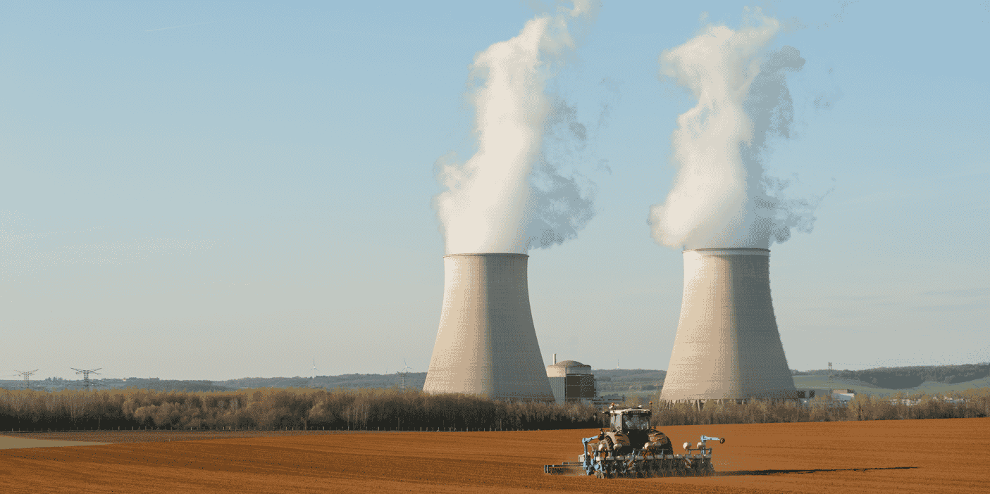 Selon l'Allemagne, le pays est redevenu importateur d'électricité plutôt qu'exportateur en raison de la baisse actuelle des prix de l'énergie, dans le cadre du marché européen où l'électricité se vend et s'achète.