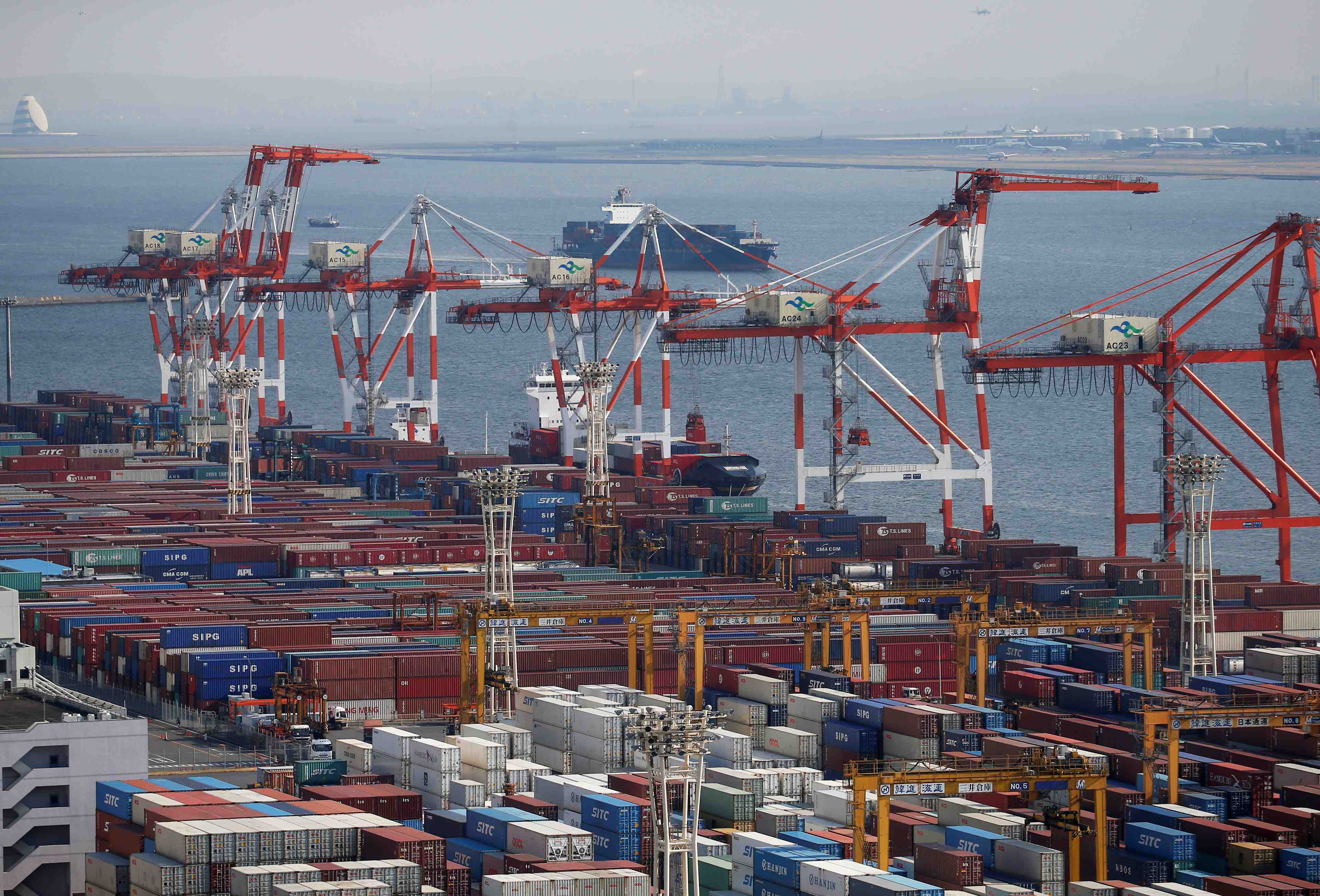 Japon: l'economie a rebondi au t3 apres une contraction historique liee au covid