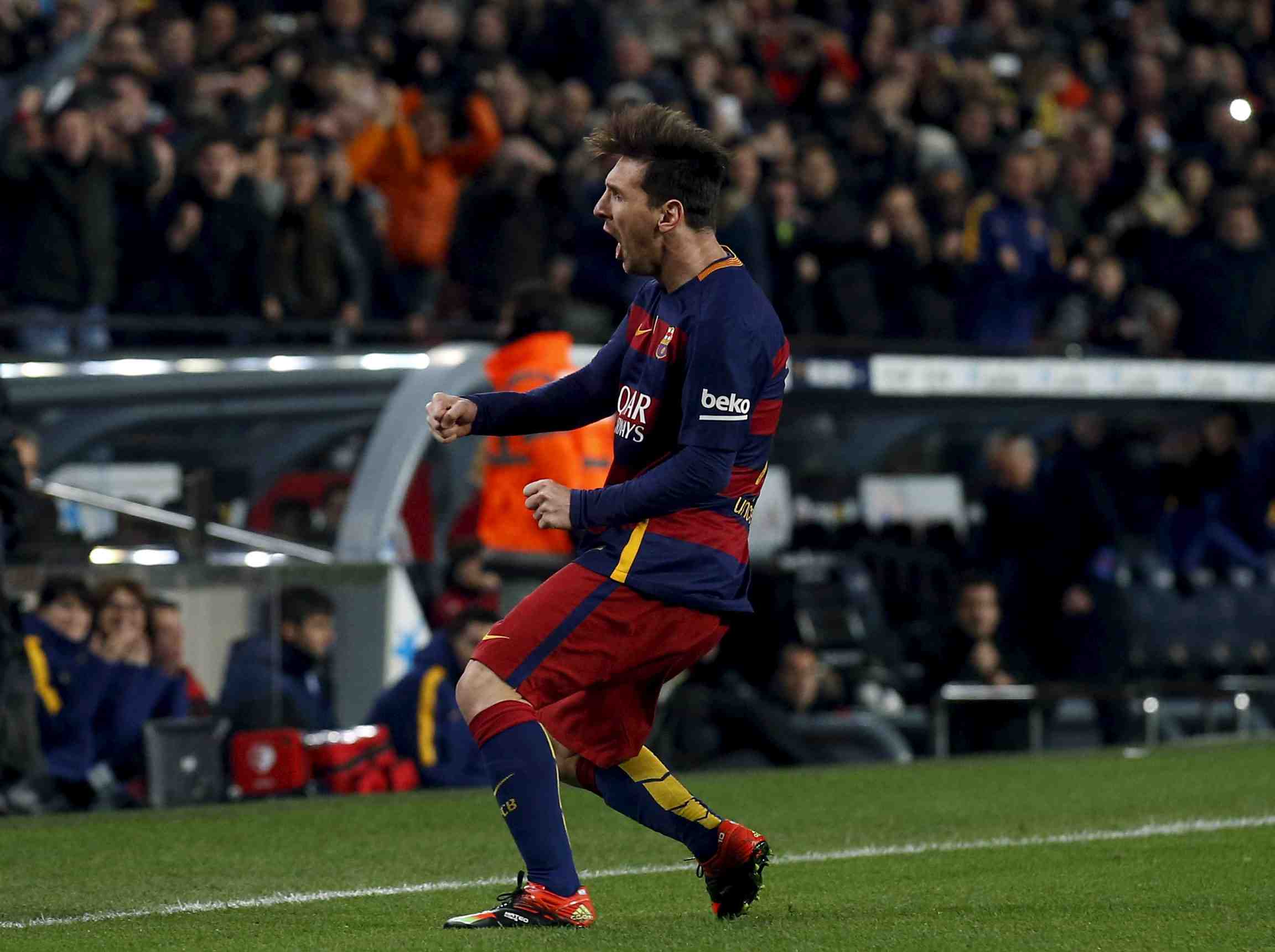 Triple de messi contre grenade