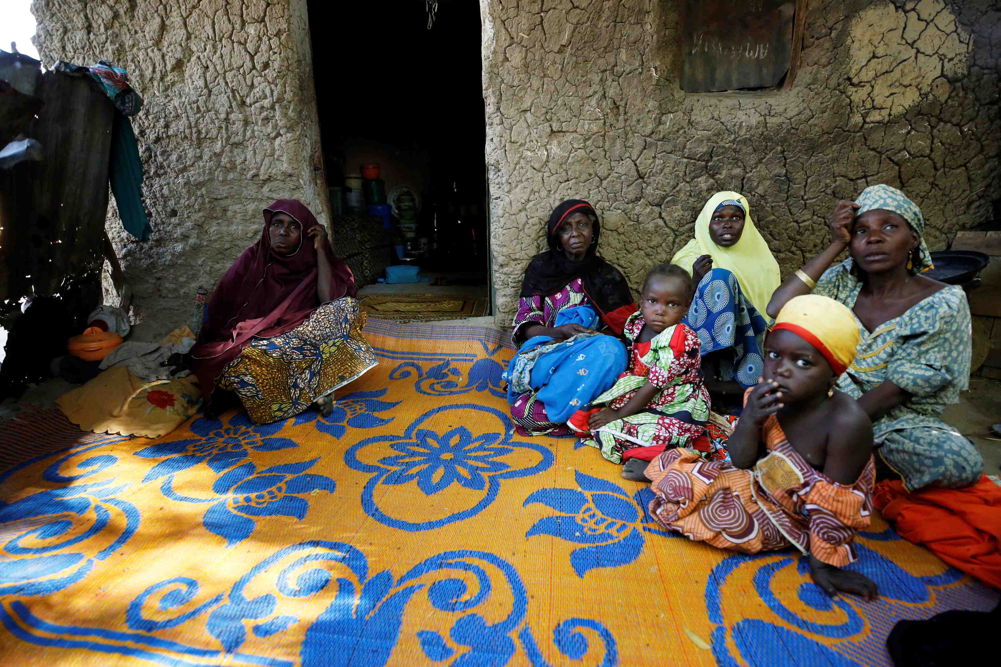 Cent dix ecolieres toujours portees disparues au nigeria
