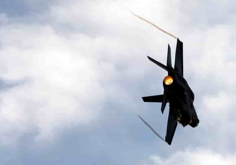 Le departement americain de la defense et lockheed martin approchent d'un accord pour f-35