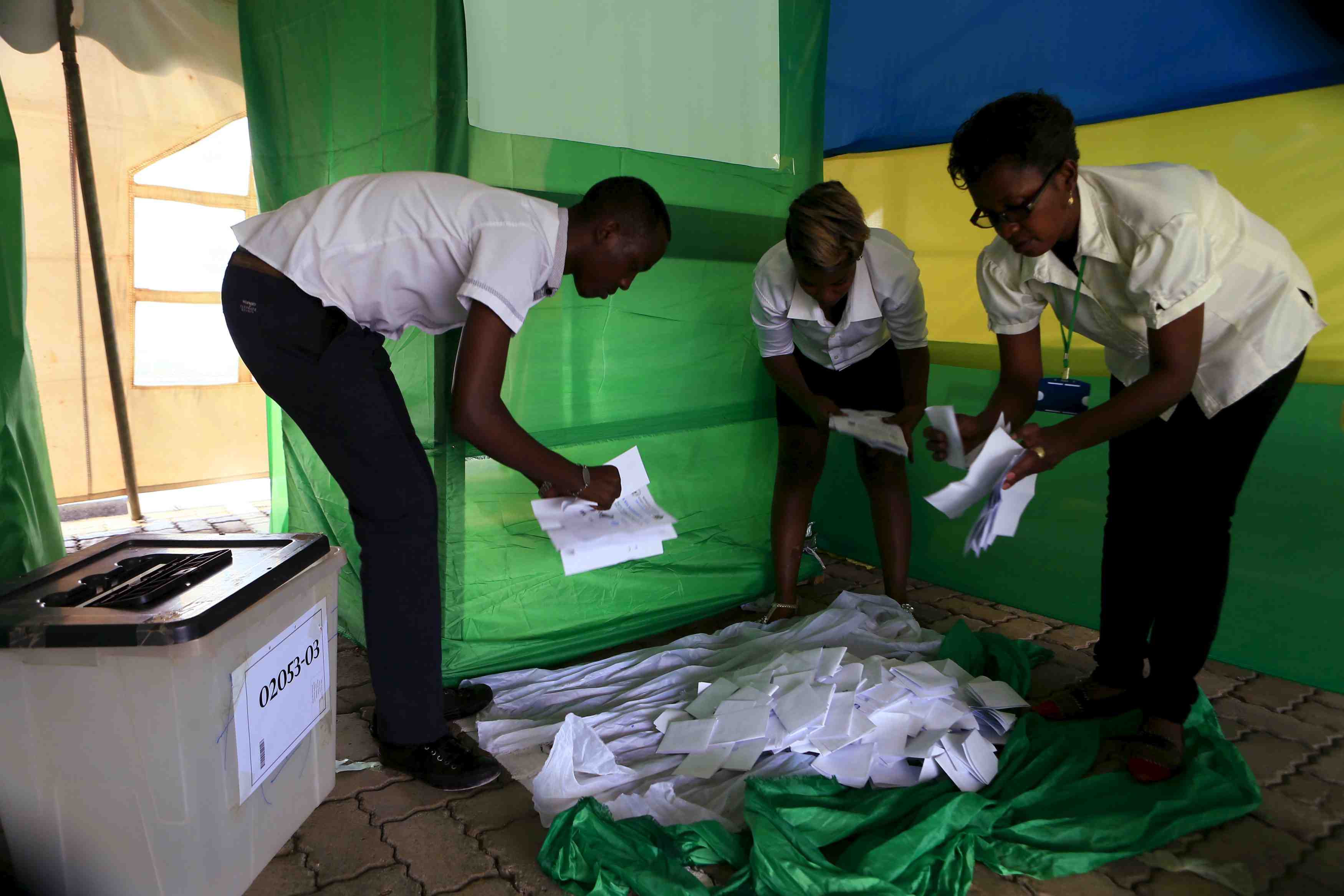 Large victoire du "oui" au referendum constitutionnel au rwanda