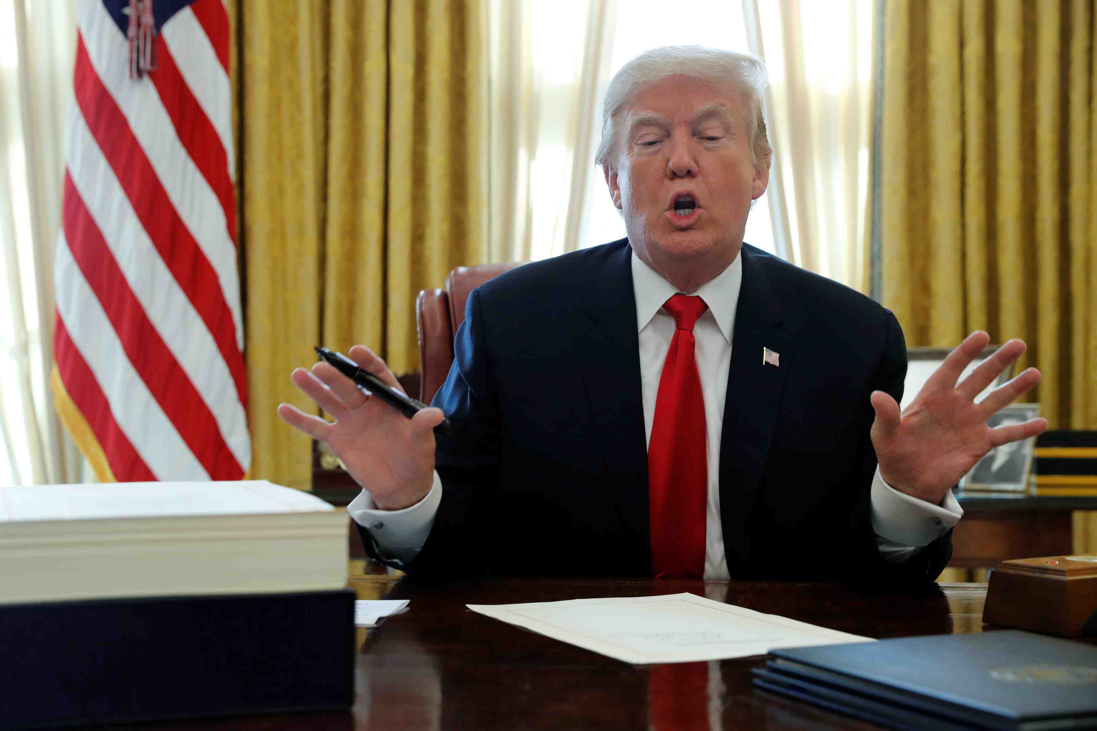 La justice restreint le decret anti-immigration de trump
