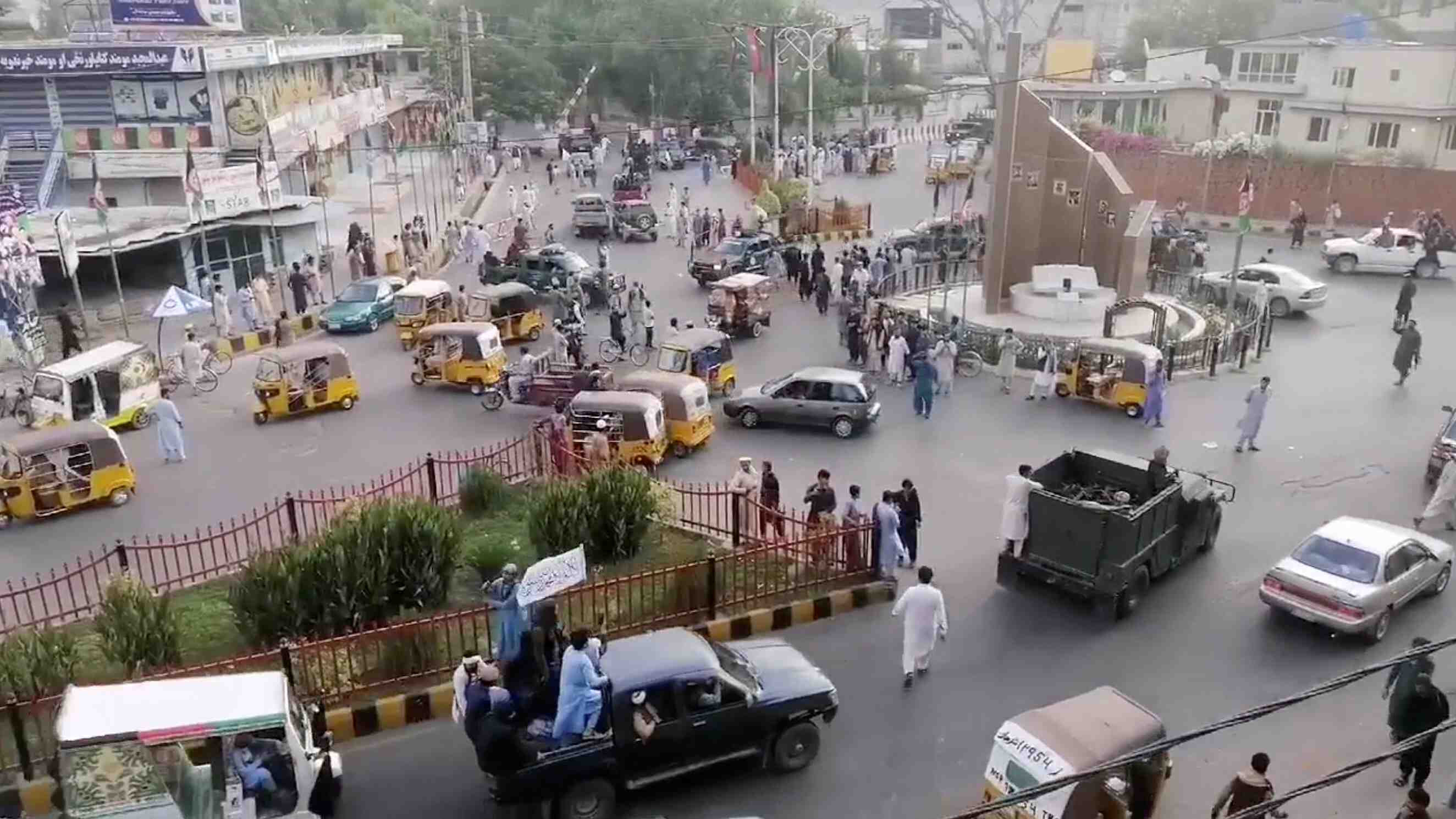 Les taliban entrent dans kaboul, selon le ministere de l'interieur afghan