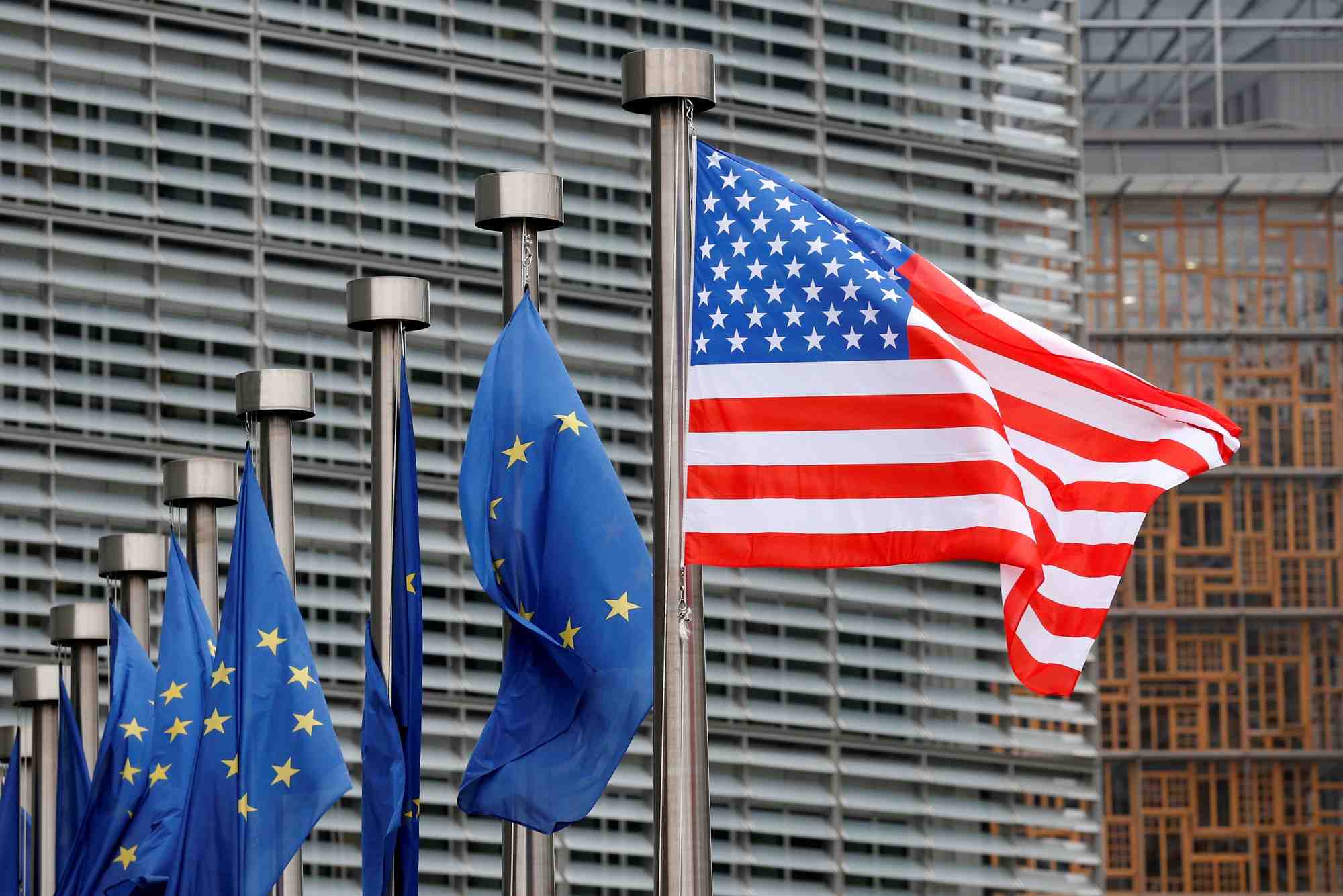 Un communique usa-ue "robuste" a attendre sur la chine, dit washington