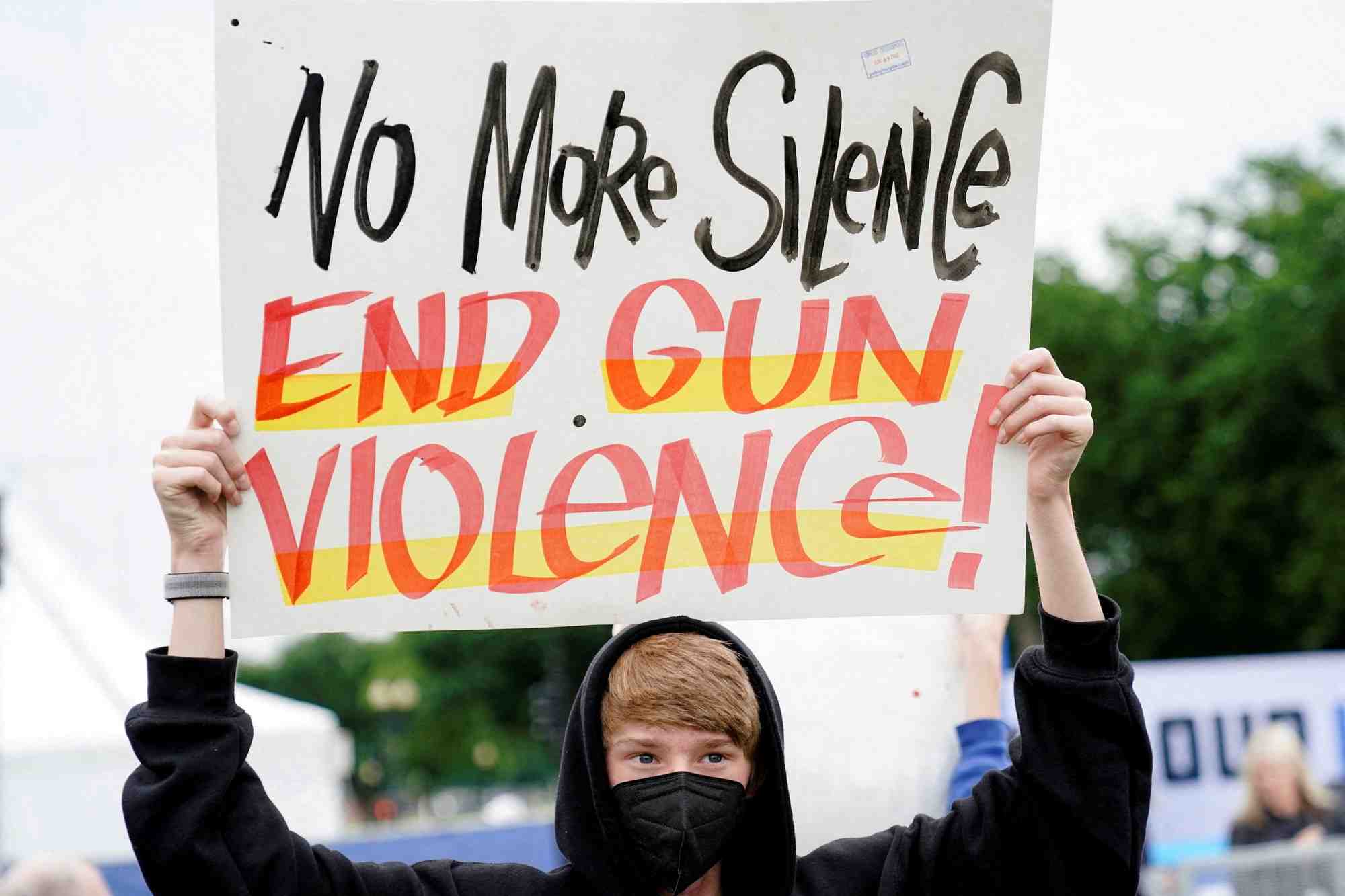 Etats-unis: le projet de loi sur les armes a feu devant la chambre des representants