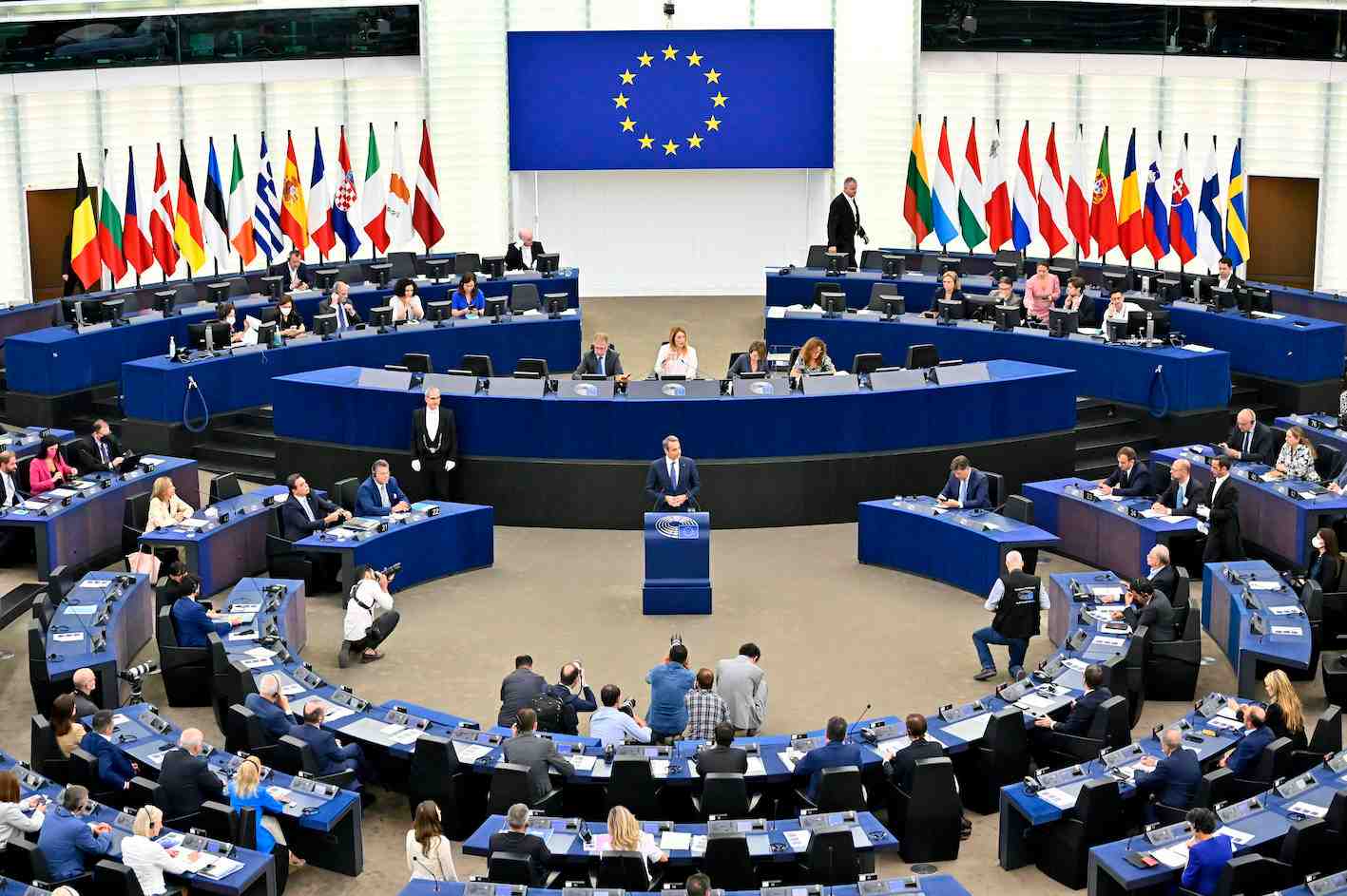 Pour rappel, la Commission européenne a proposé mi-mars d'assouplir, voire de supprimer une partie des critères « verts » que la nouvelle PAC impose depuis 2023 aux exploitations.