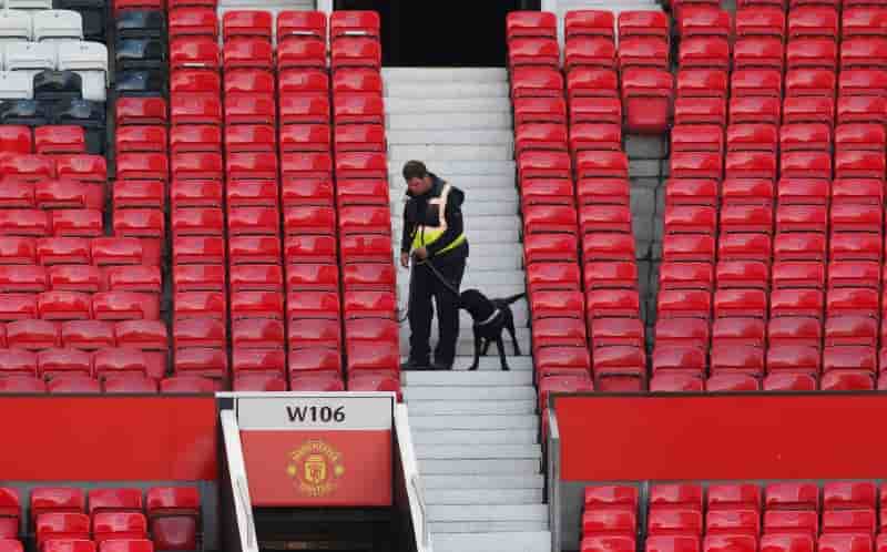 Un colis suspect conduit a annuler un match a old trafford